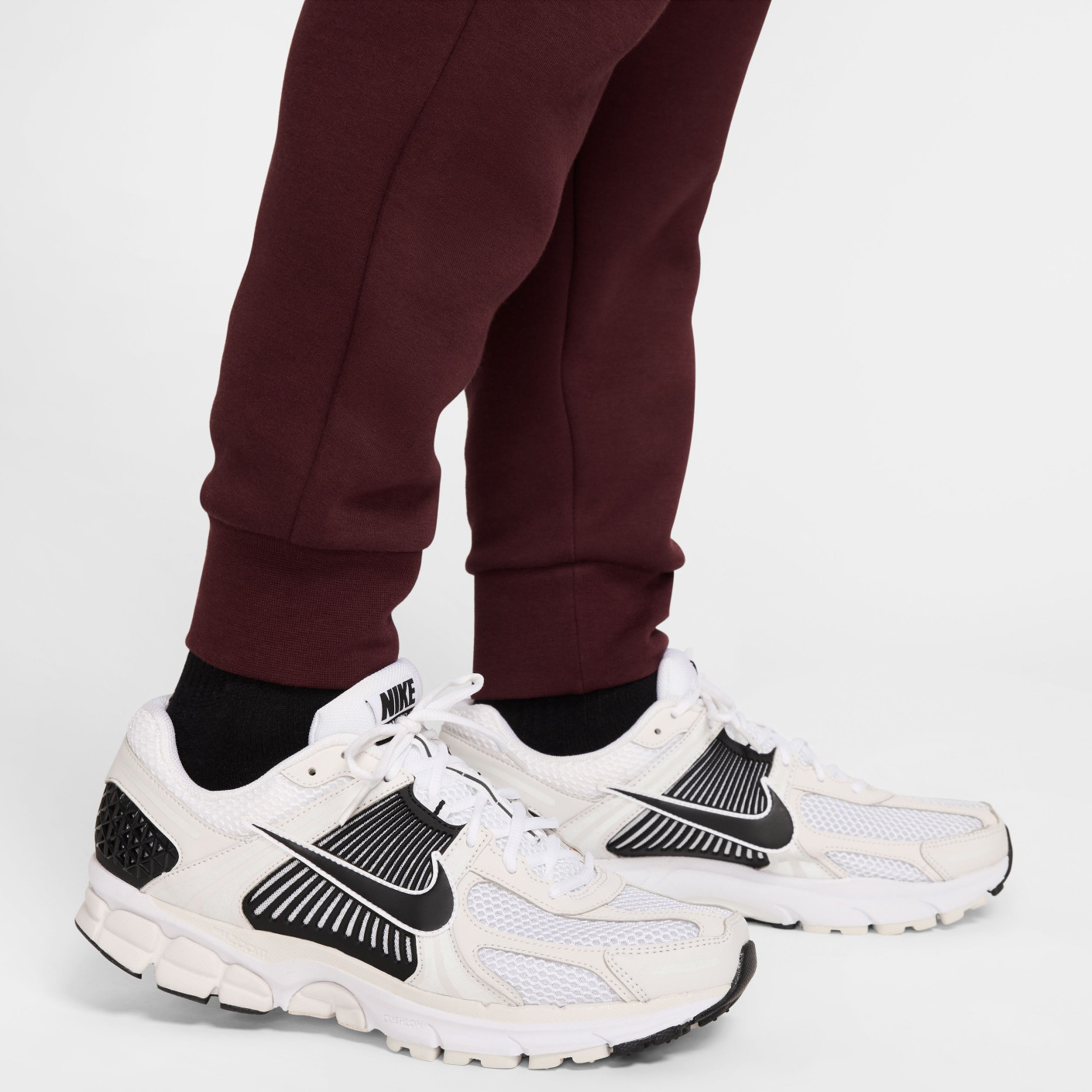 Nike Tech Fleece Sportswear Joggingbroek Bordeauxrood Zwart