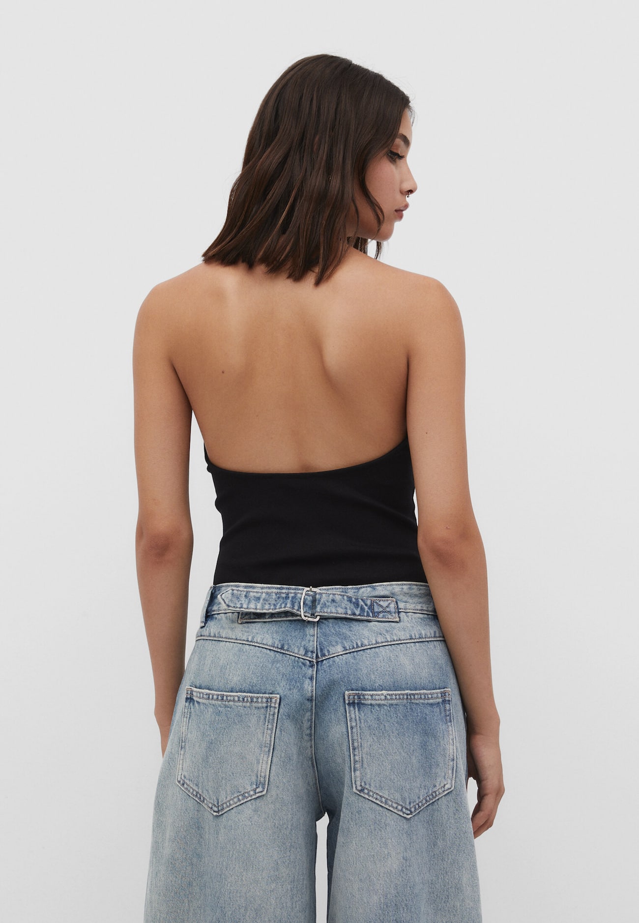 Body frente única com detalhe de argola