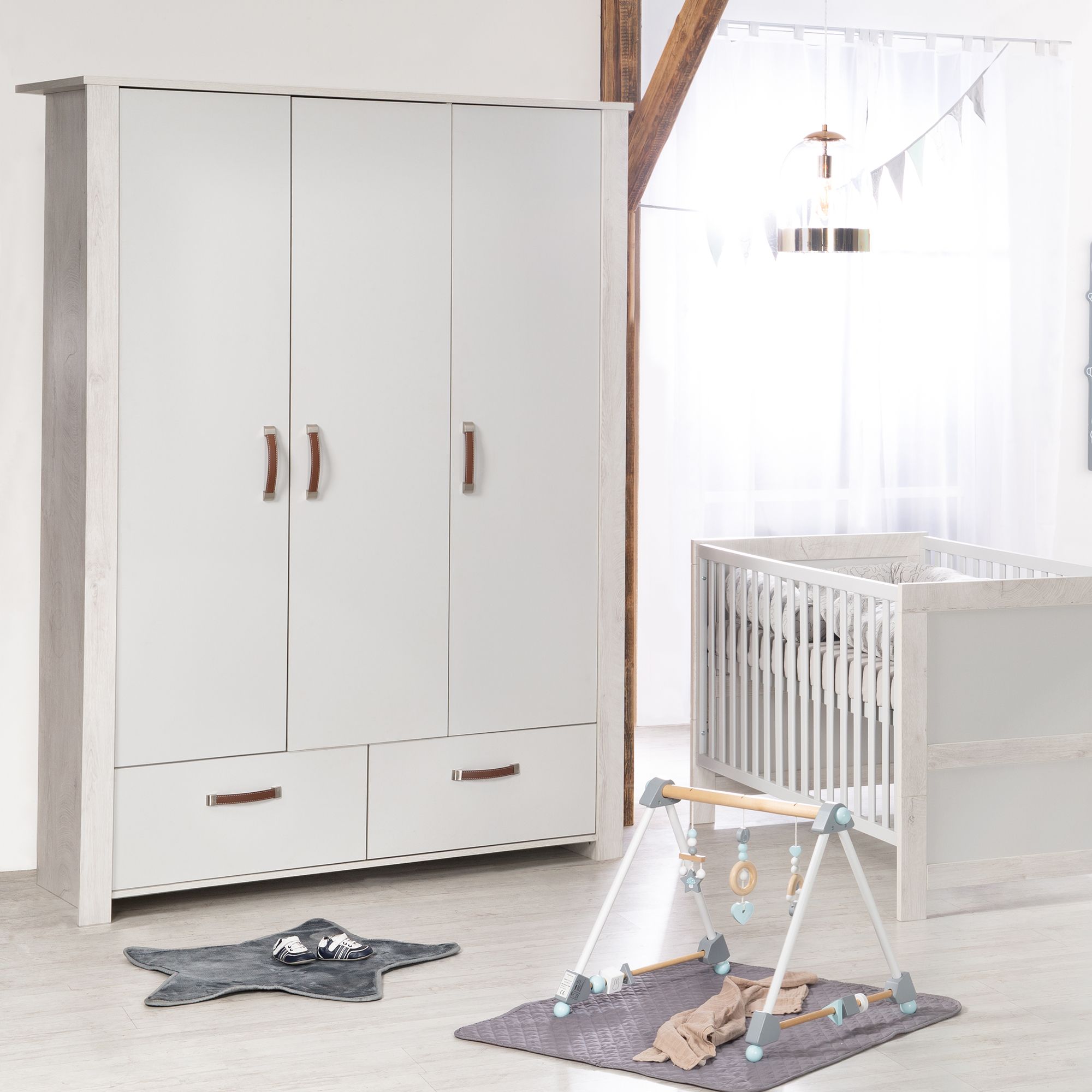 Kleiderschrank ROBA MILA