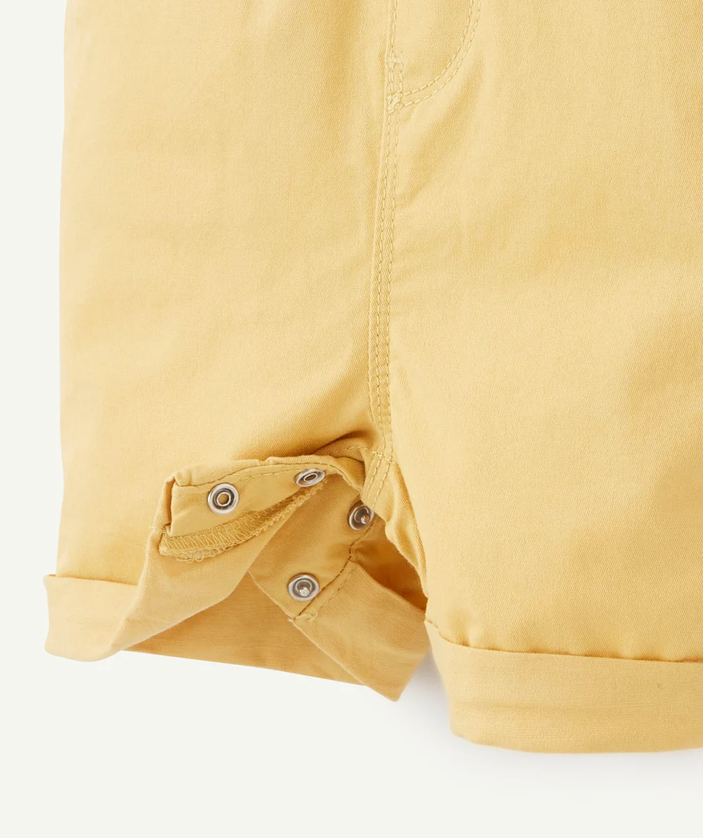 SALOPETTE COURTE JAUNE BÉBÉ GARÇON AVEC POCHES