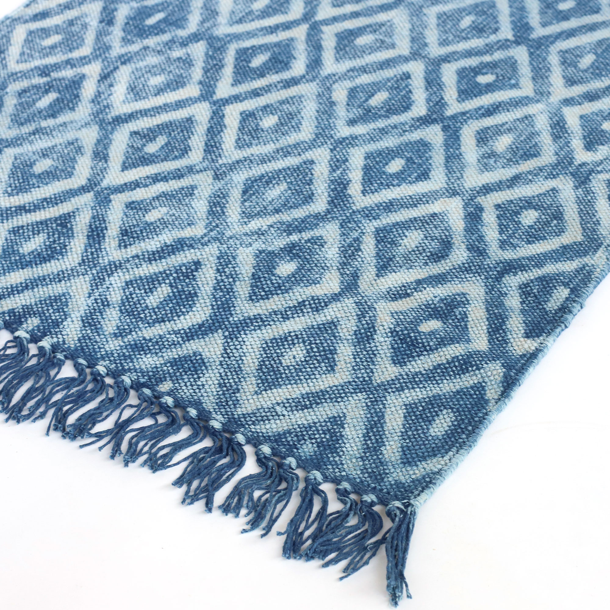 Mini-Rug 'Madha', blau-weiß, L 90 cm, B 60 cm von fischer's lagerhaus