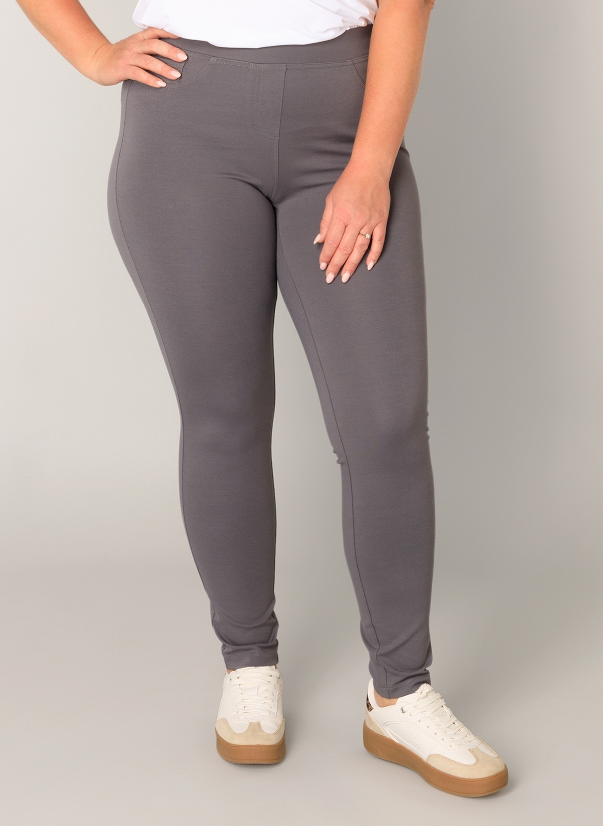 Base Level Curvy Jeggings »Arnika«  mit Badge