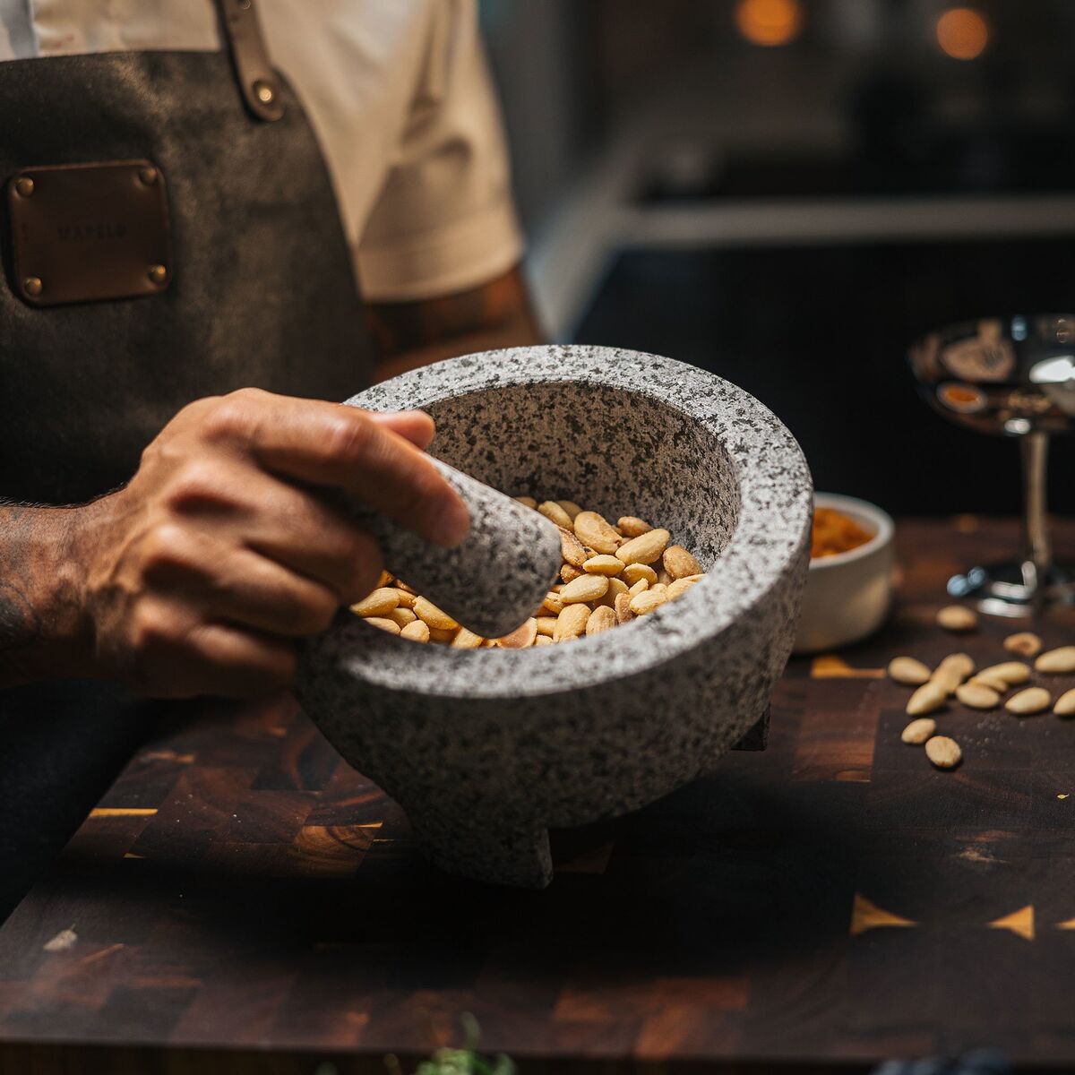 Molcajete morter & pistill, granitt