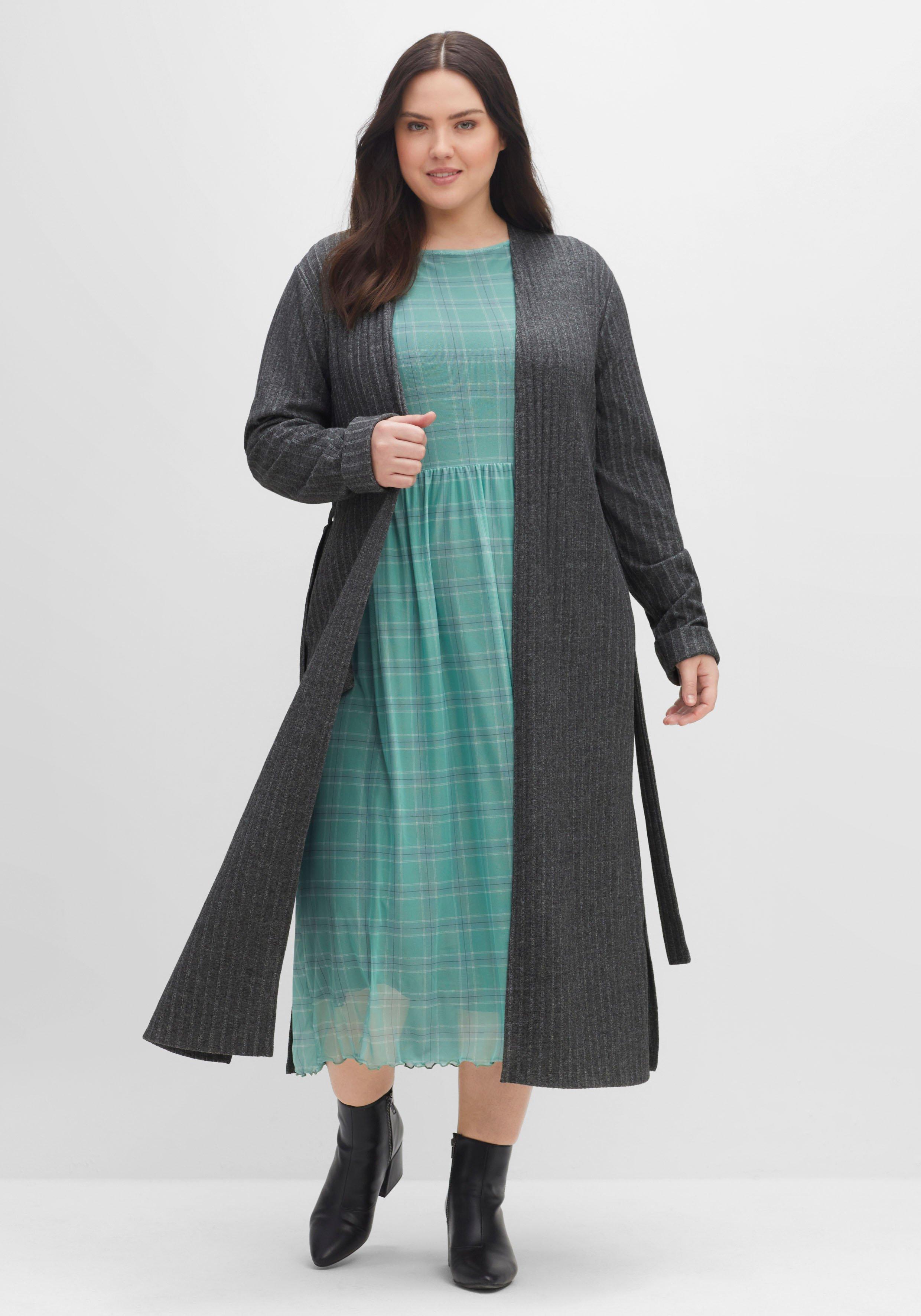 Longstrickjacke in Rippstruktur, mit Bindegürtel