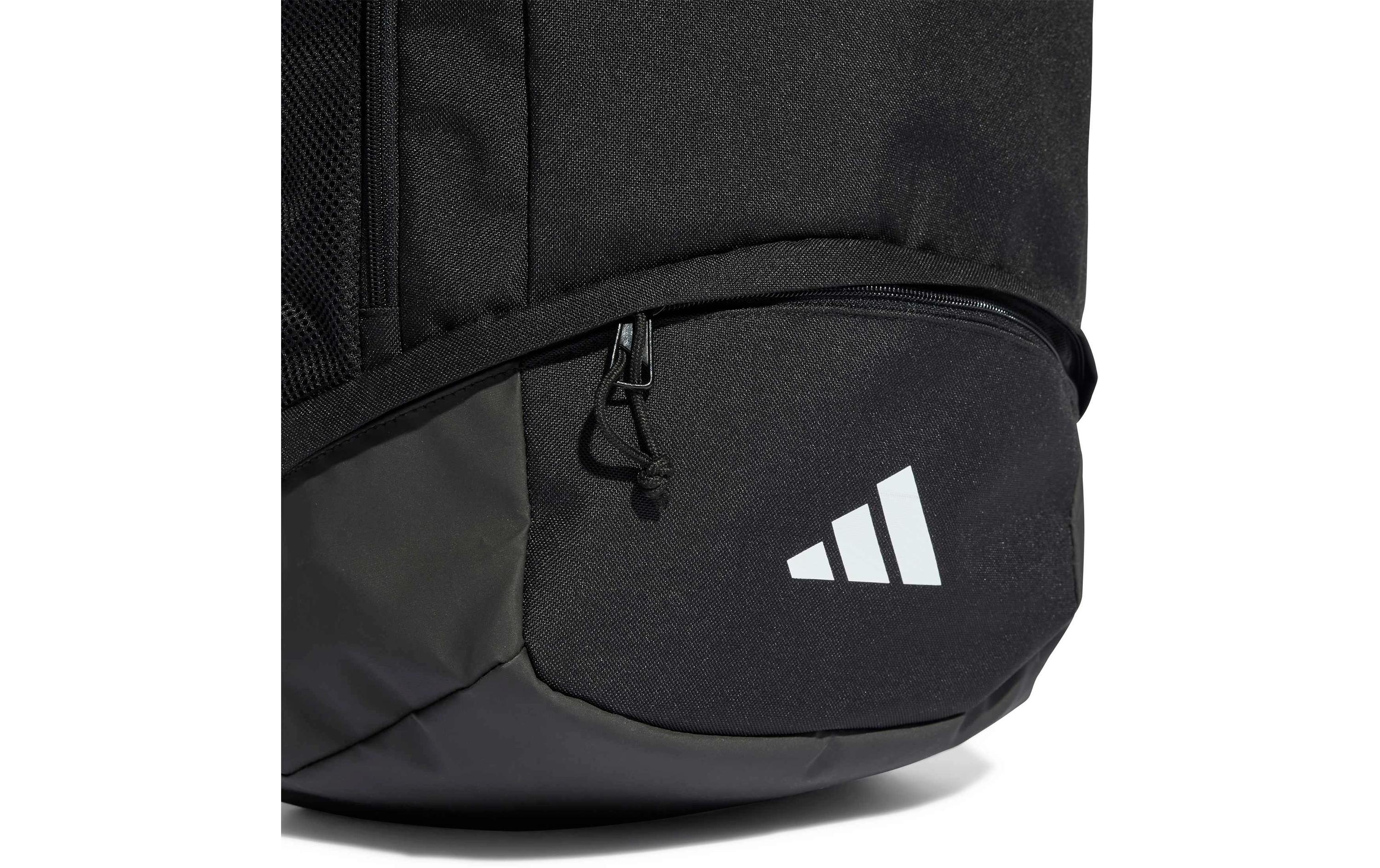 Backpack Tiro 23 L, SchwarzRucksack
