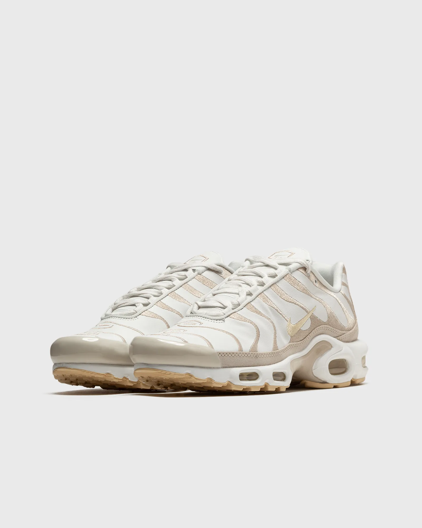Nike WMNS AIR MAX PLUS PRM 'Sanddrift'