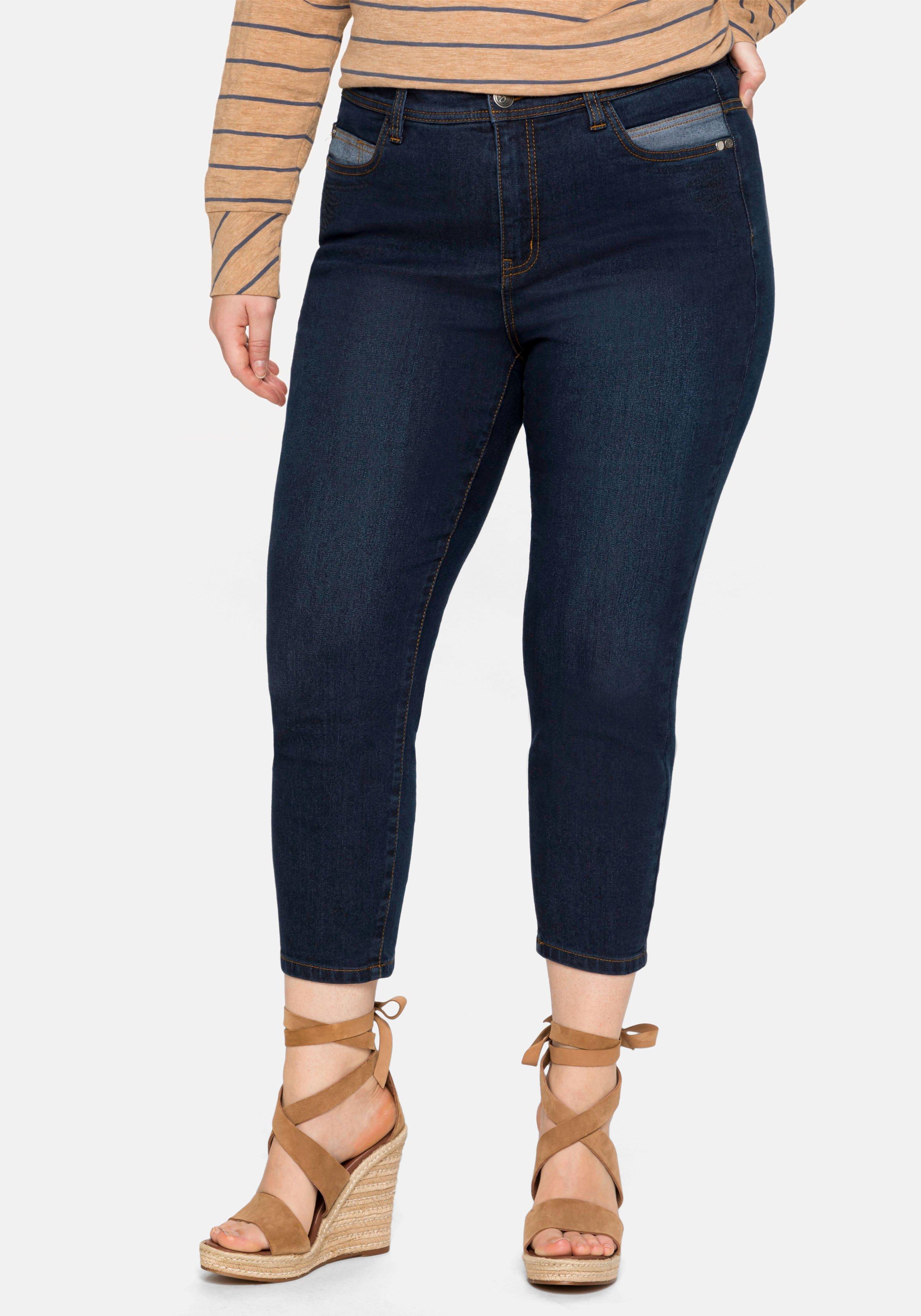 Skinny Jeans in 7/8-Länge, mit Stickerei vorn