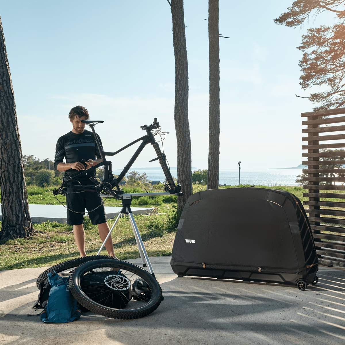 Thule Roundtrip Cykelkuffert Til MTB Sort