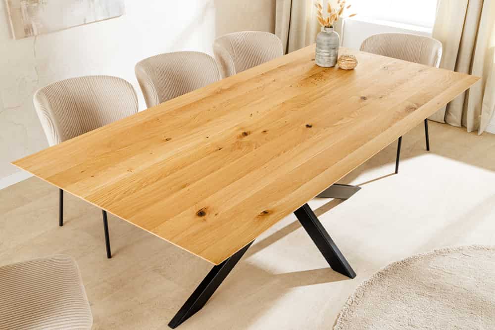 Massivholz Esstisch WILD OAK 200cm natur Wildeiche Schweizer Kante Sterngestell
