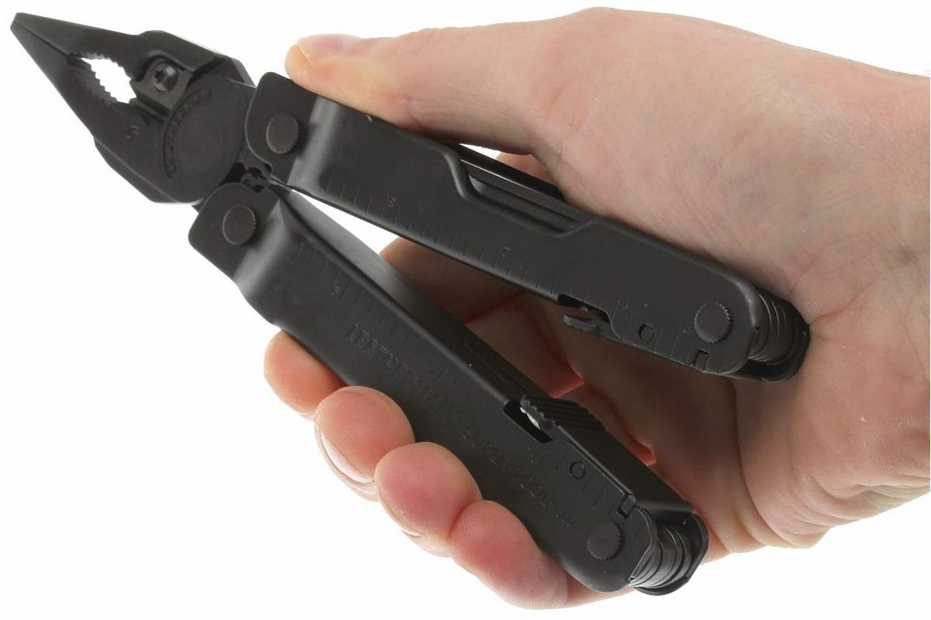 Leatherman Super Tool 300 Black multitool, MOLLE-foedraal 831105