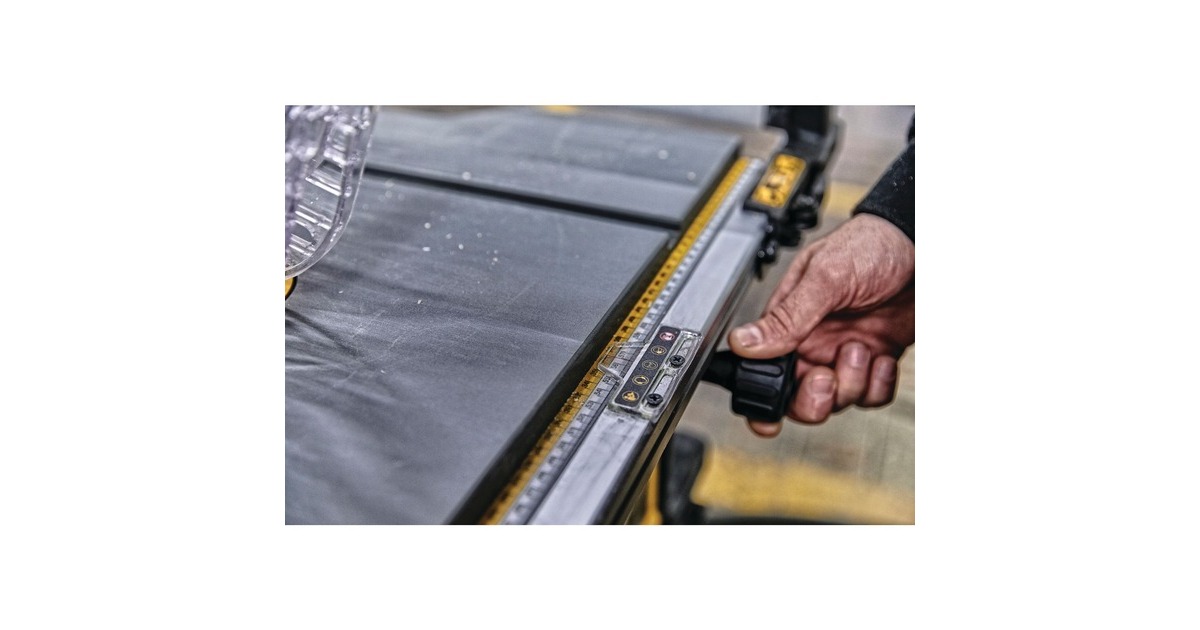 DEWALTDWE7492-QS Tafelzaag 250mm  tafelcirkelzaag  (Geel/zwart, 2.000 Watt)