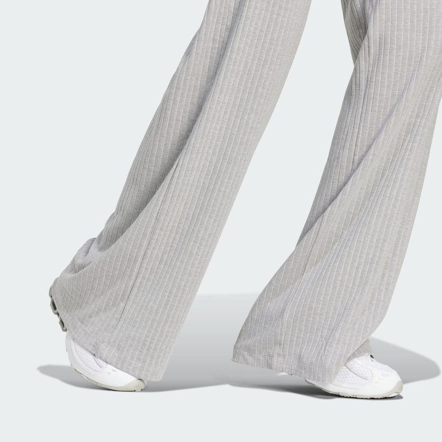 Adidas Original Pantalon large côtelé Essentials