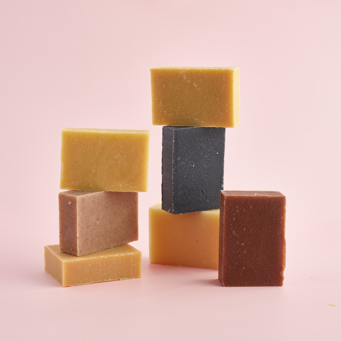 Savon à froid exfoliant visage cannelle & menthe