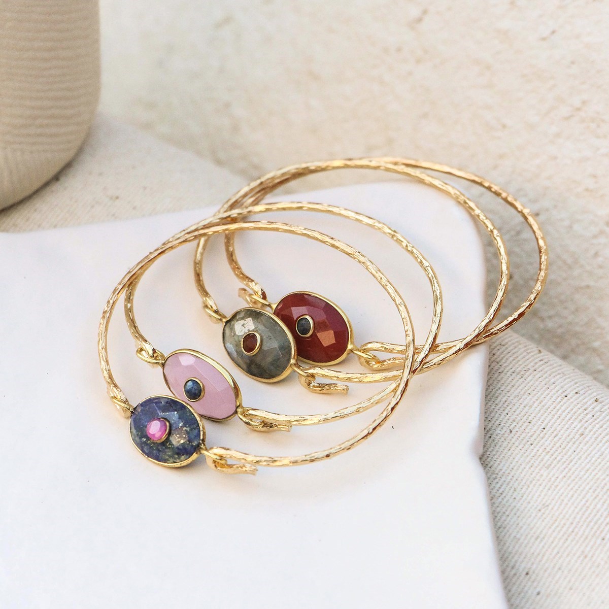 Jonc oeil amazonite doré à l'or fin 24k DEVA