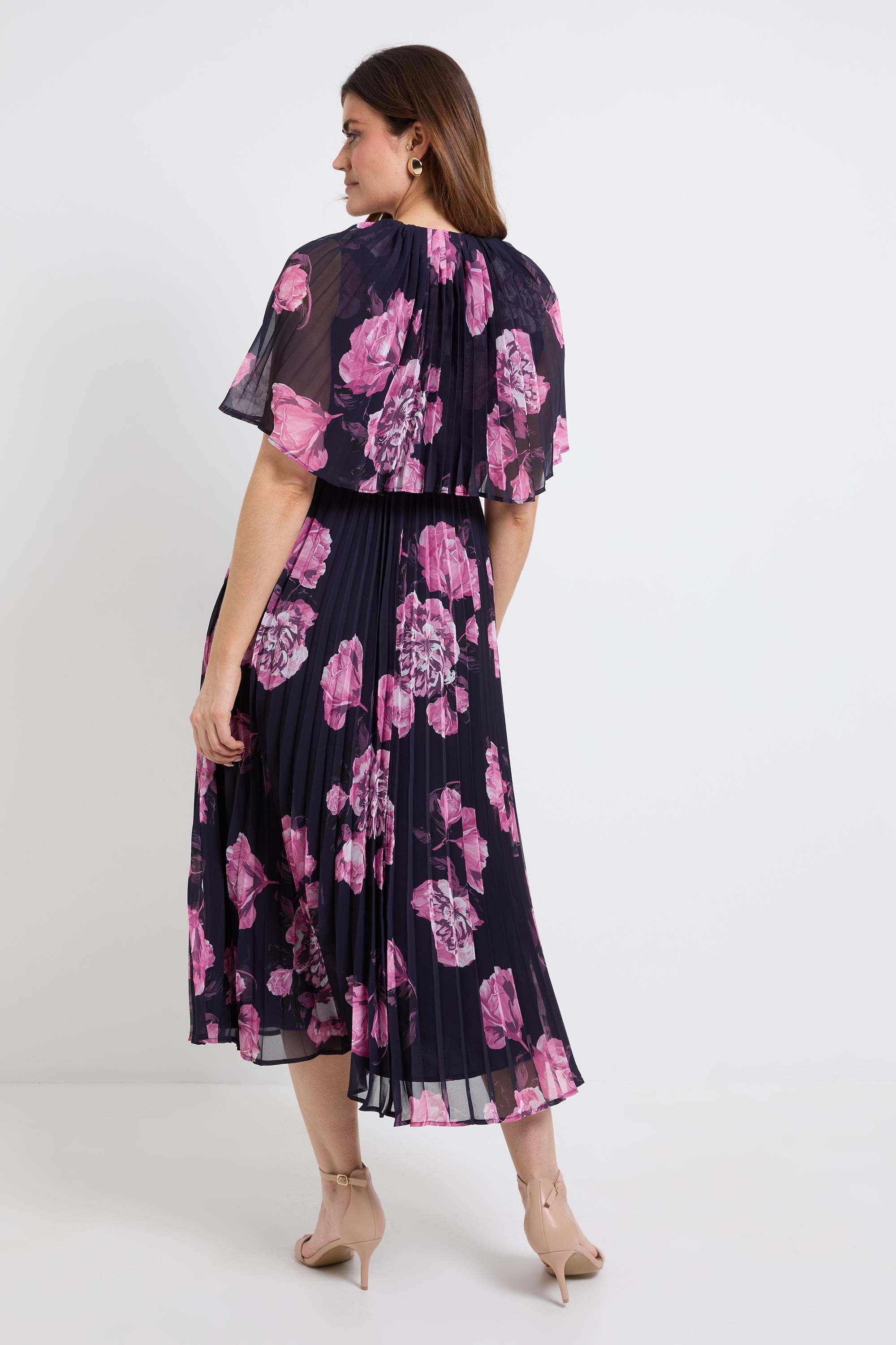 Wallis Robe Midi Florale Plissée À Manches Cape