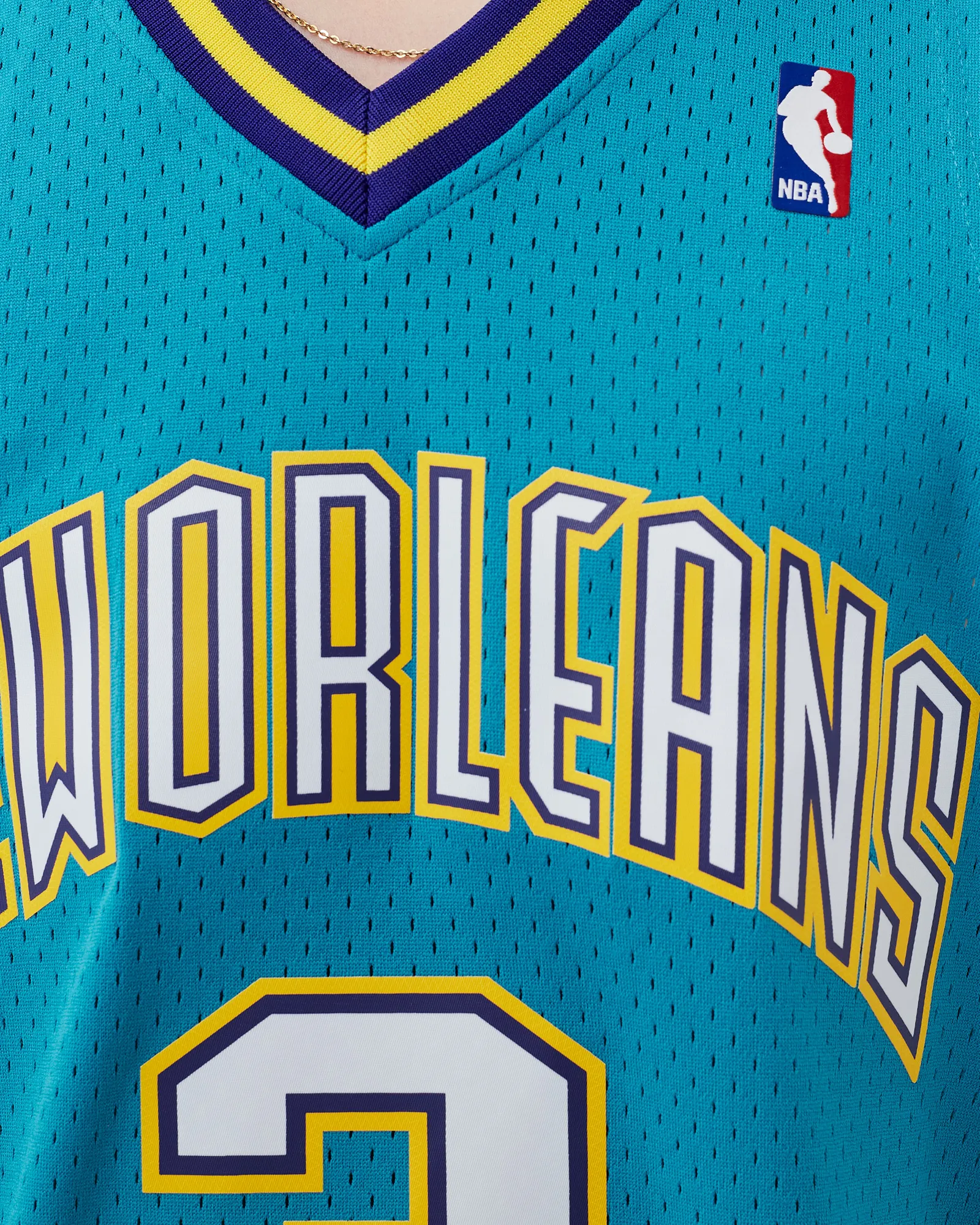 Mitchell & Ness NBA SWINGMAN JERSEY NEW ORLEANS HORNETS ROAD 2005-06 CHRIS PAUL #3