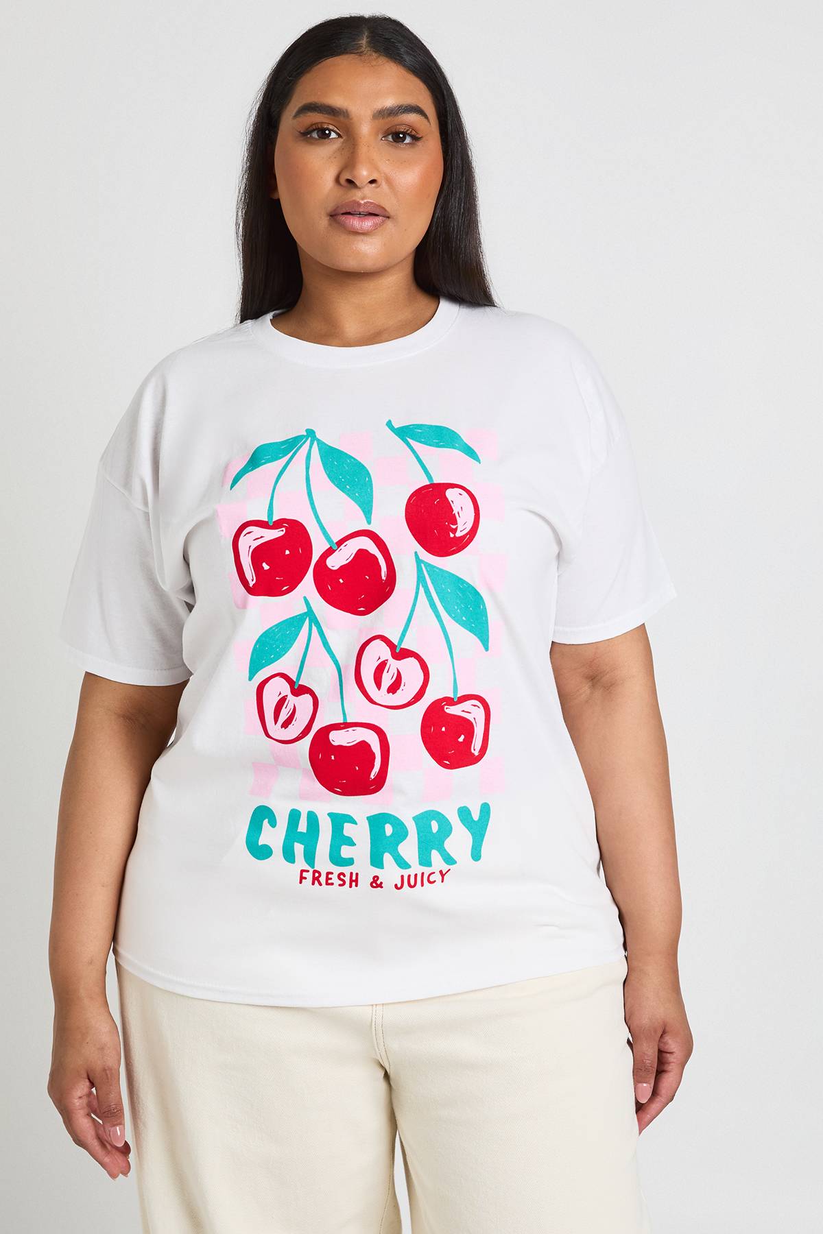 boohoo T-shirt Grande Taille Imprimé Cerises