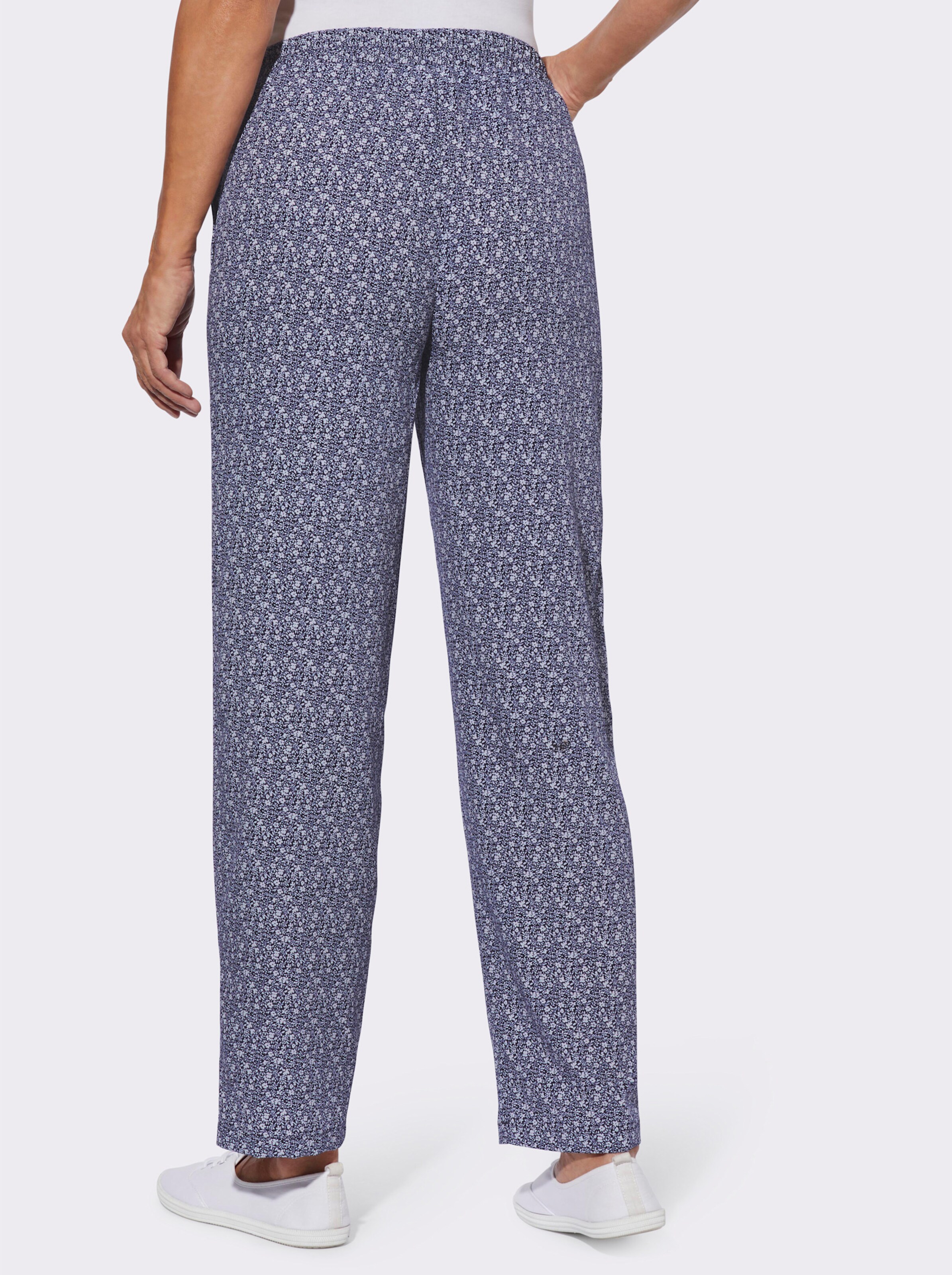 Schlupfhose in lässig weiter Form