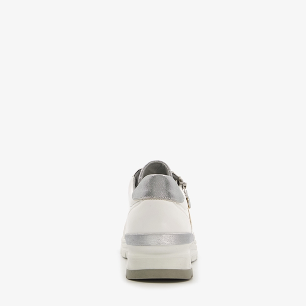 Blue Box dames sneakers met metallic details