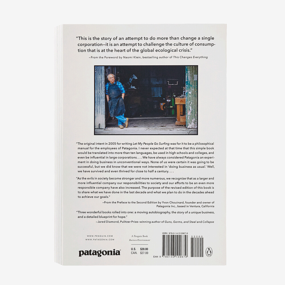 Let My People Go Surfing (Including 10 More Years of Business Unusual) von Yvon Chouinard (Taschenbuch)