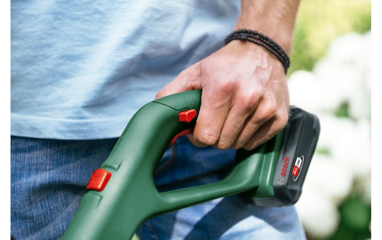 Akku-Rasentrimmer EasyGrassCut 18 V - 26 SoloAkkugetriebener EasyGrassCut 18-26 Trimmer für natürliche und bequeme Gartenarbeit