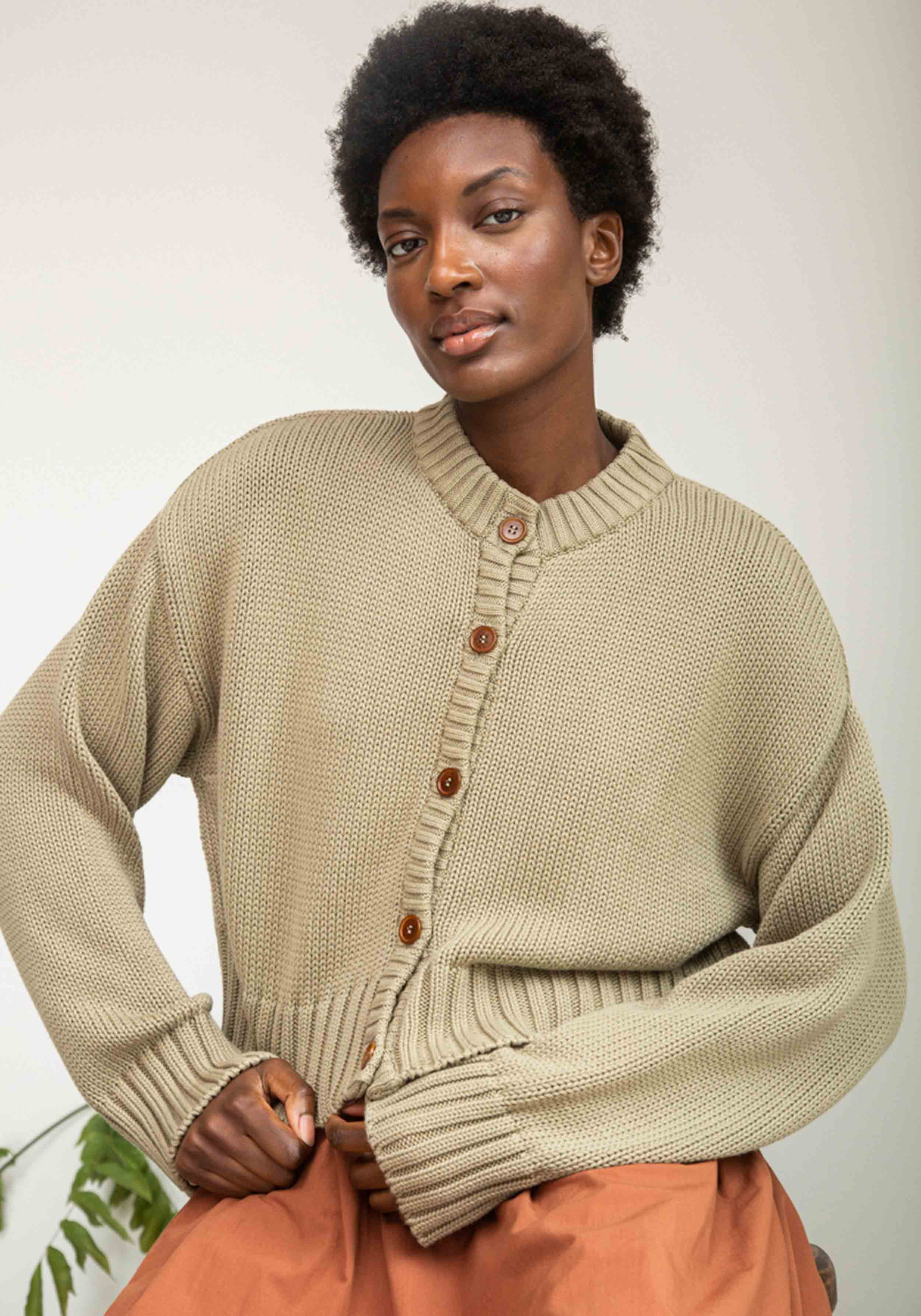 Beaumont Organic Cardigan Sugi Taupe