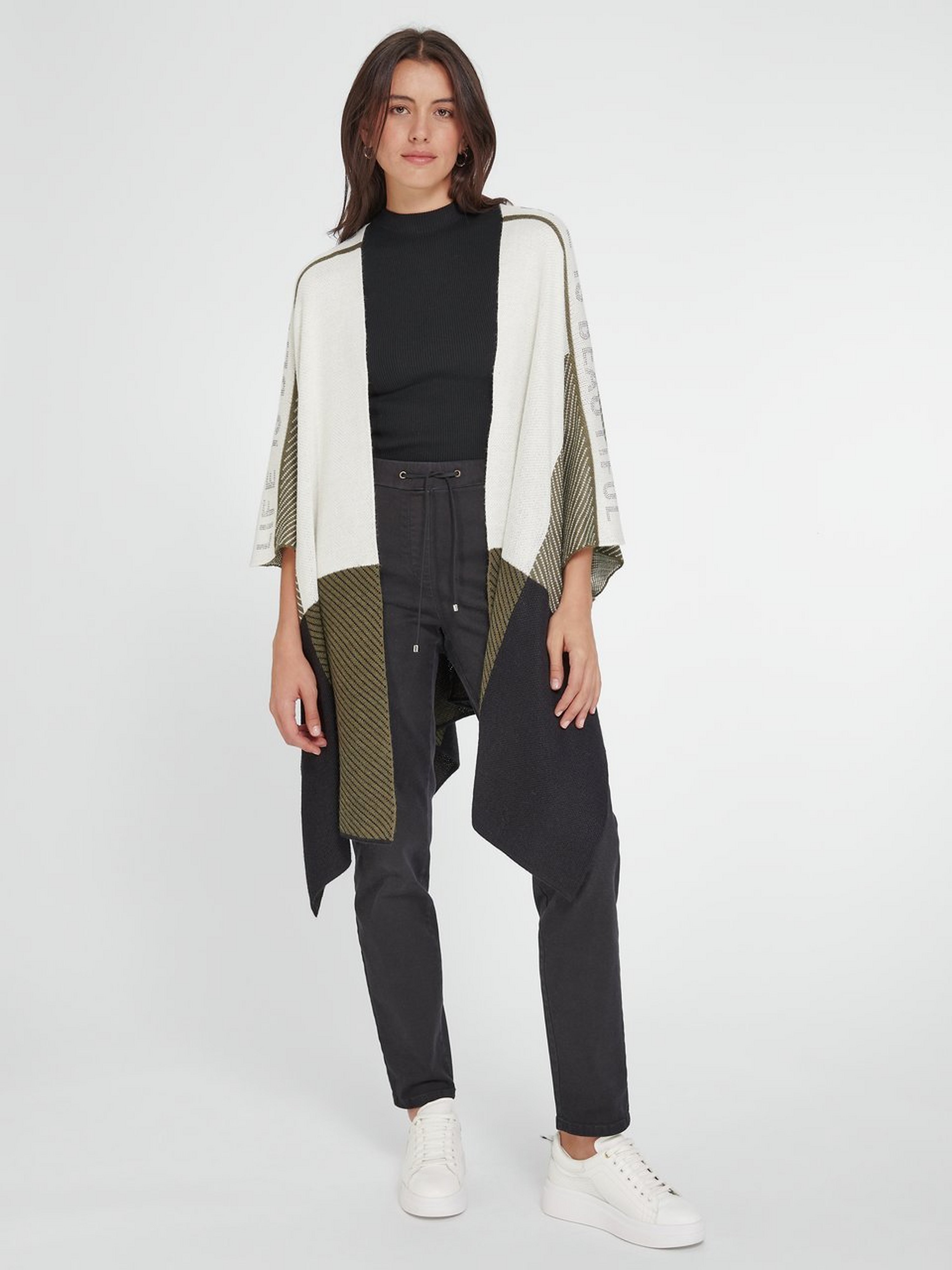 Strickcape