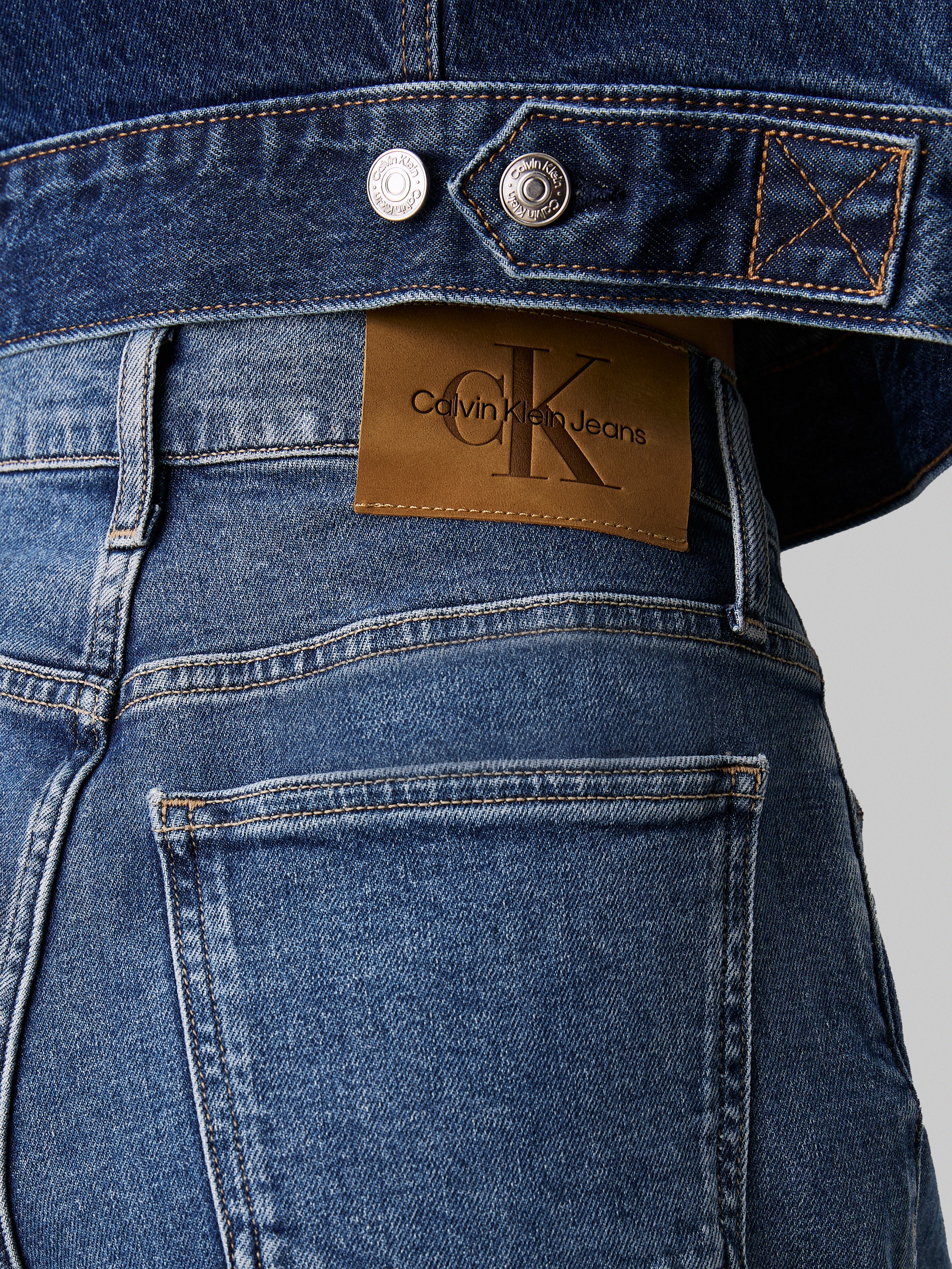 Calvin Klein Jeans Mom-Jeans »MOM JEAN« im 5-Pocket-Style