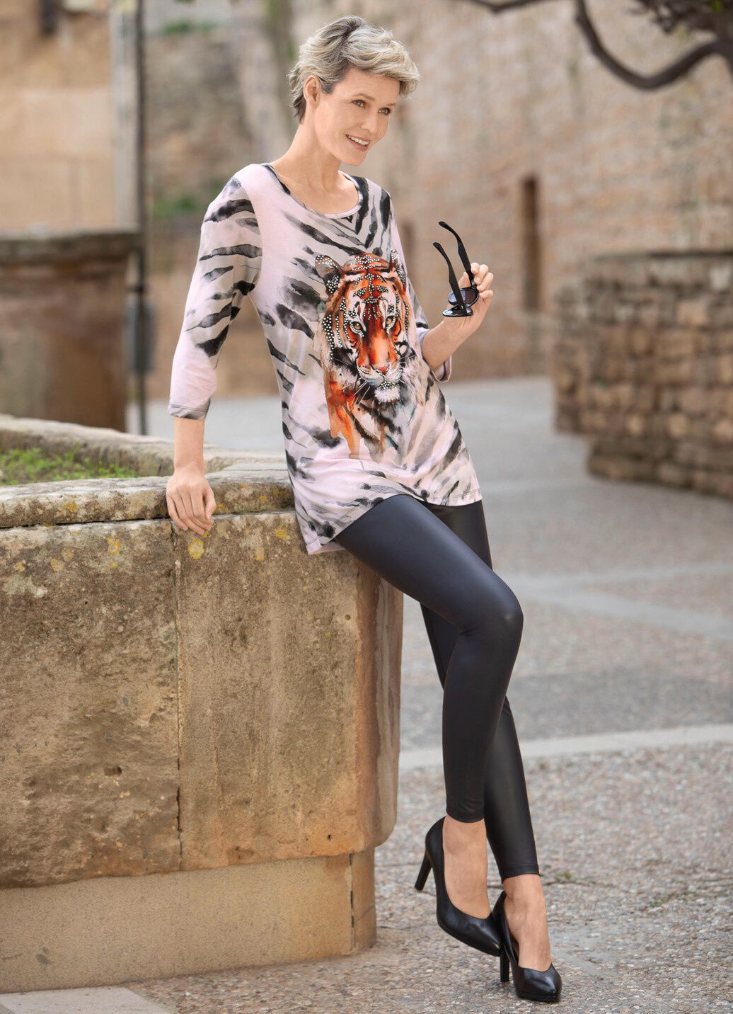Shirt mit platziertem Tiermotiv