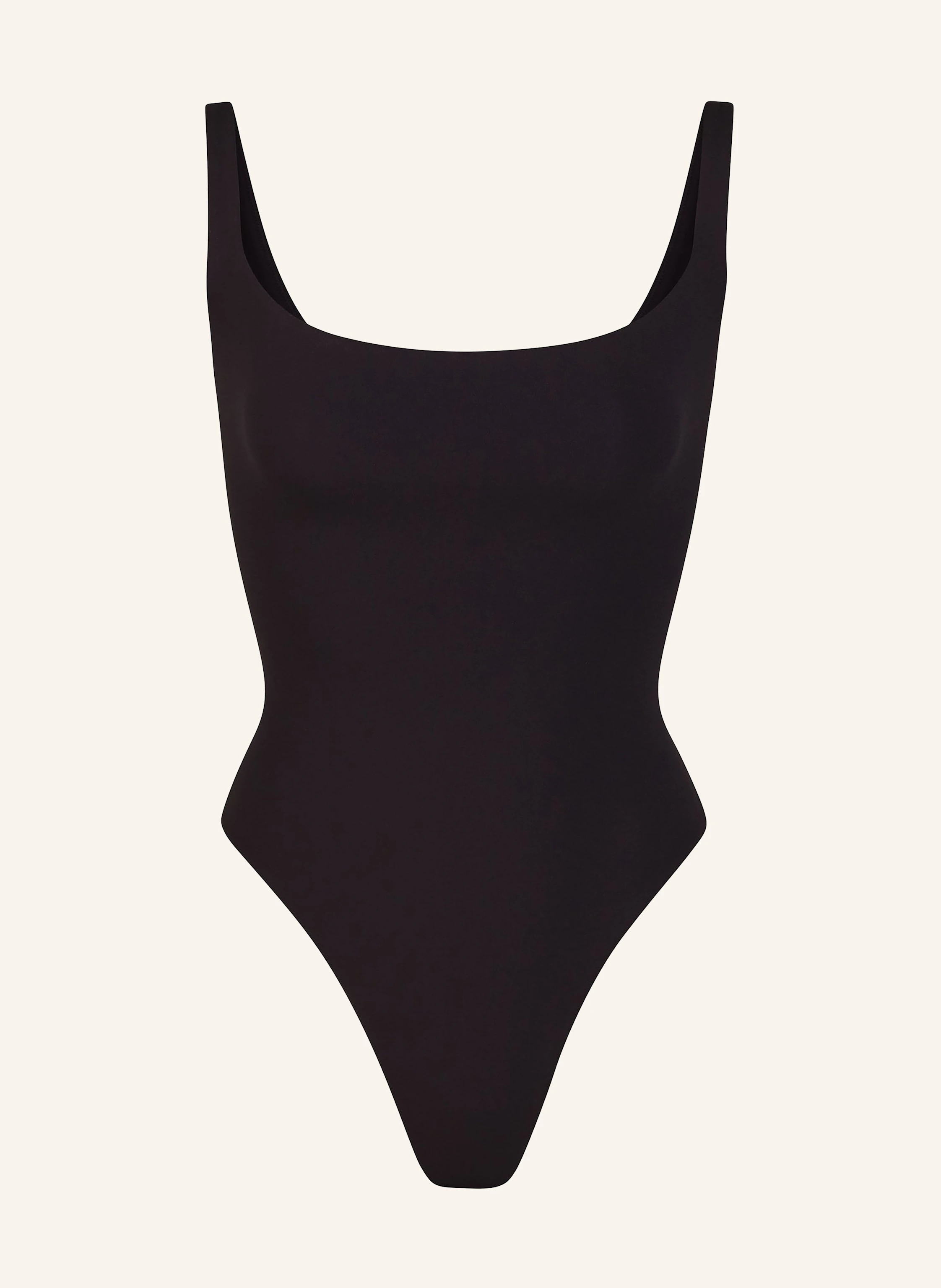 SKIMS String-Body FITS EVERYBODY