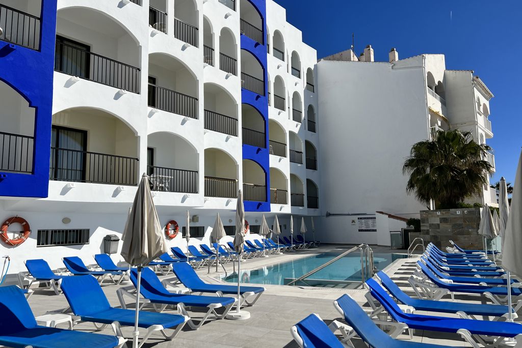Perla Marina Logies en ontbijt - Hotel