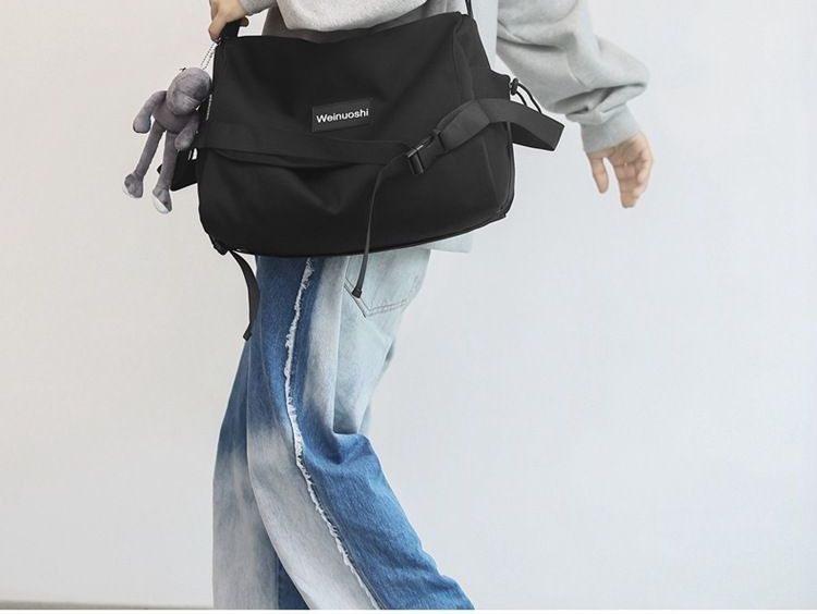 Mulgam - Nylon crossbodytas met gesp