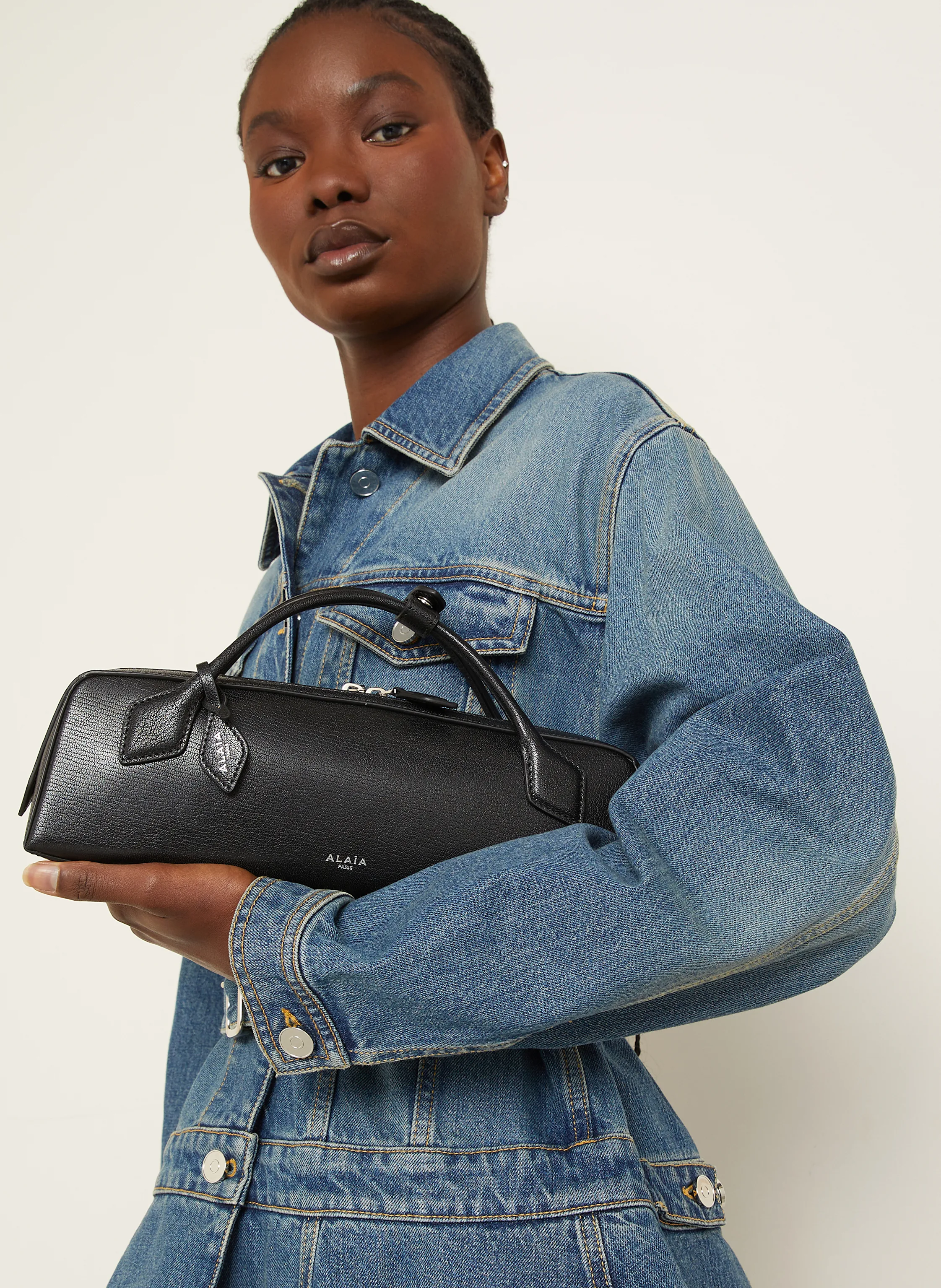ALAÏA Schultertasche LE TECKEL MEDIUM
