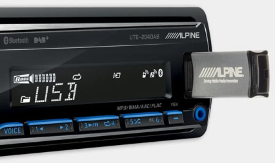 Alpine UTE-204DAB Autoradios