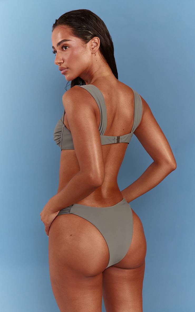 Charbon Haut De Bikini À Armatures