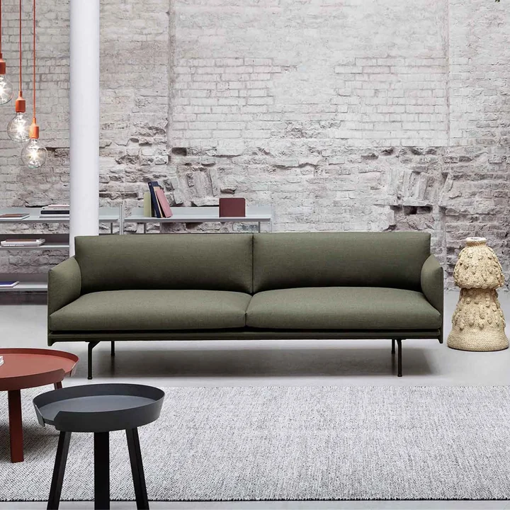 Muuto - Outline Sofa 3-Sitzer, grau (fiord 151) / schwarz