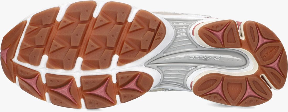grijze saucony lage sneakers progrid triumph 4
