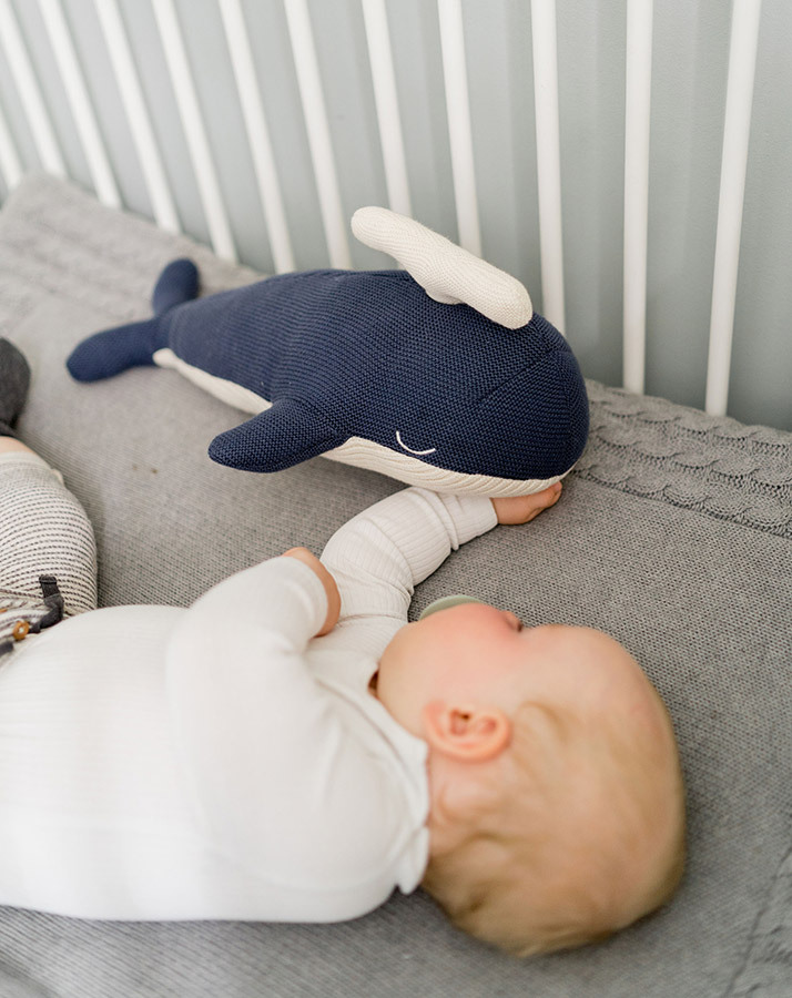 Kuscheltier WAL (47cm) in blau