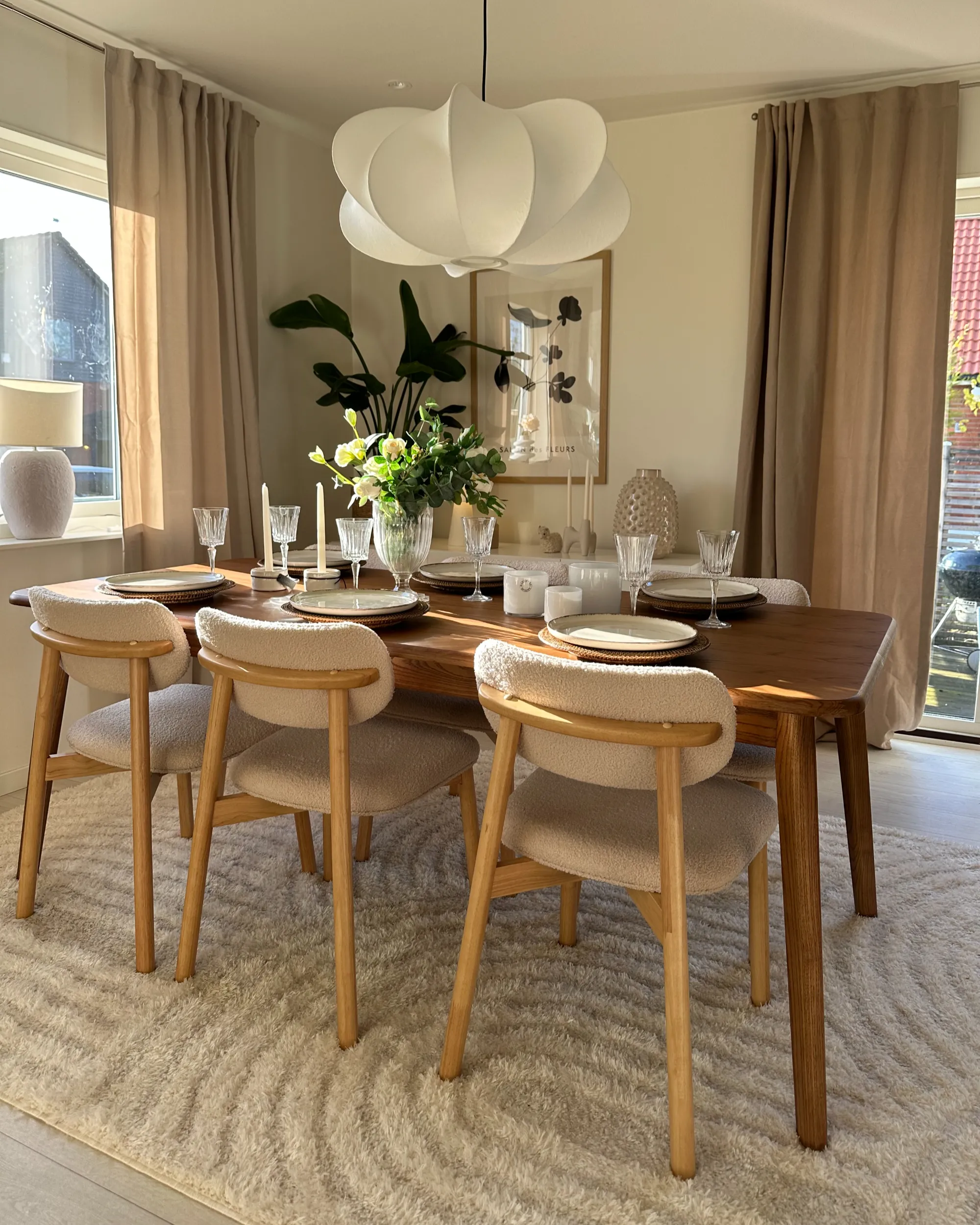 Set van 2 eetkamerstoelen MILLS Bouclé Lichtbruin/beige