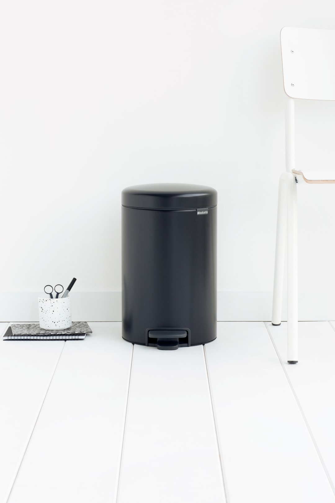 brabantia Treteimer NEWICON 12 Liter Matt Black