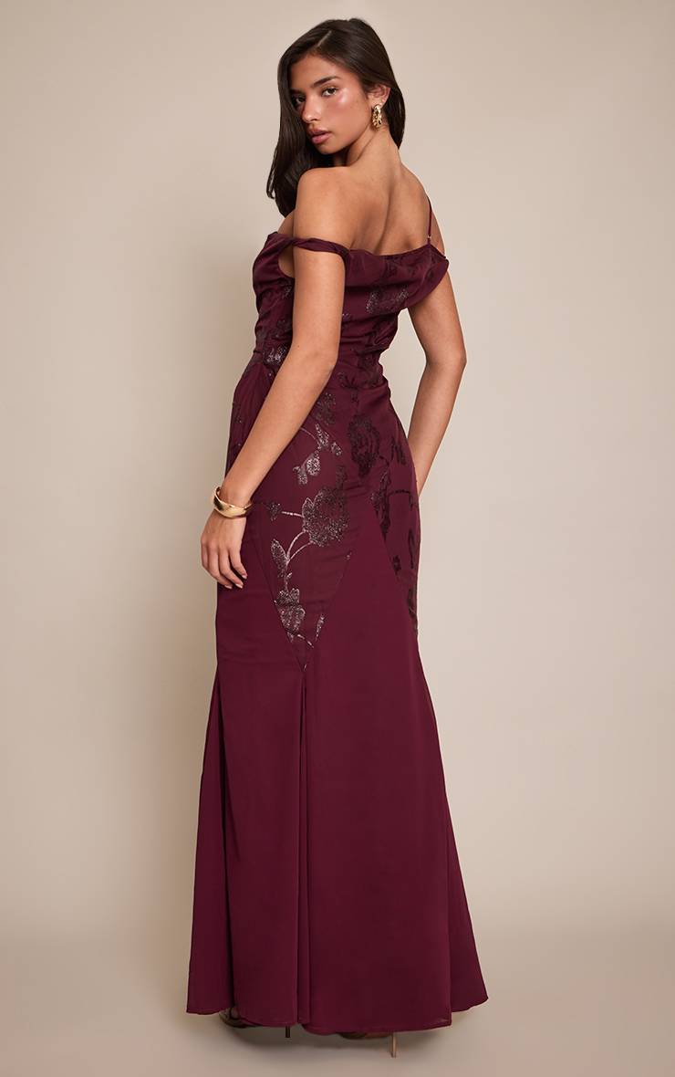 Rouge Vin Robe Maxi À Godets Et Encolure Bardot Texturée