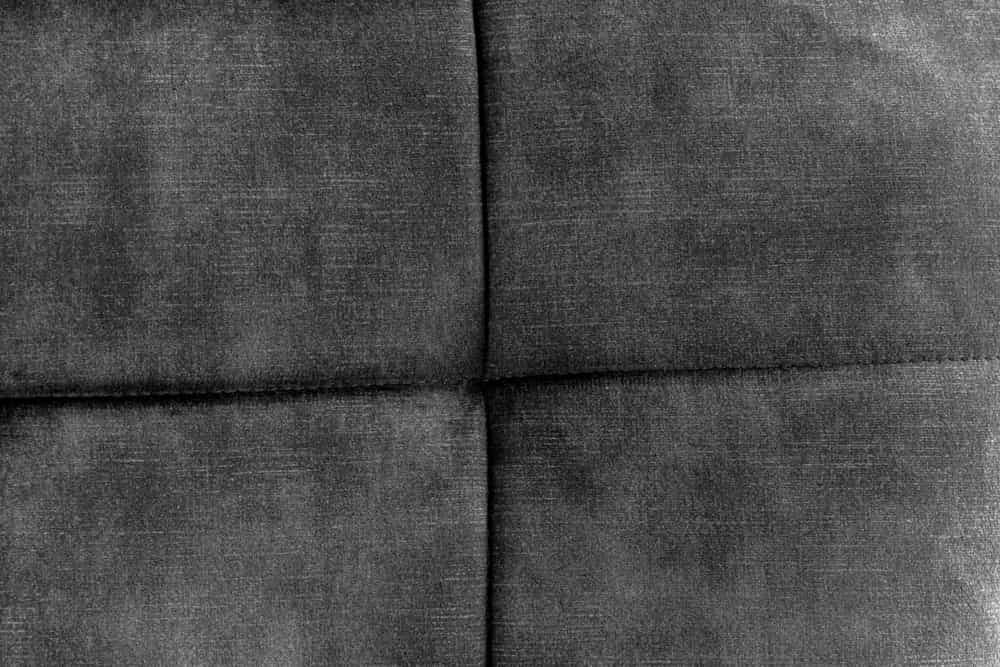 Moderner Sessel SCANDINAVIA grau Samt schwarze Metallbeine mit Armlehnen