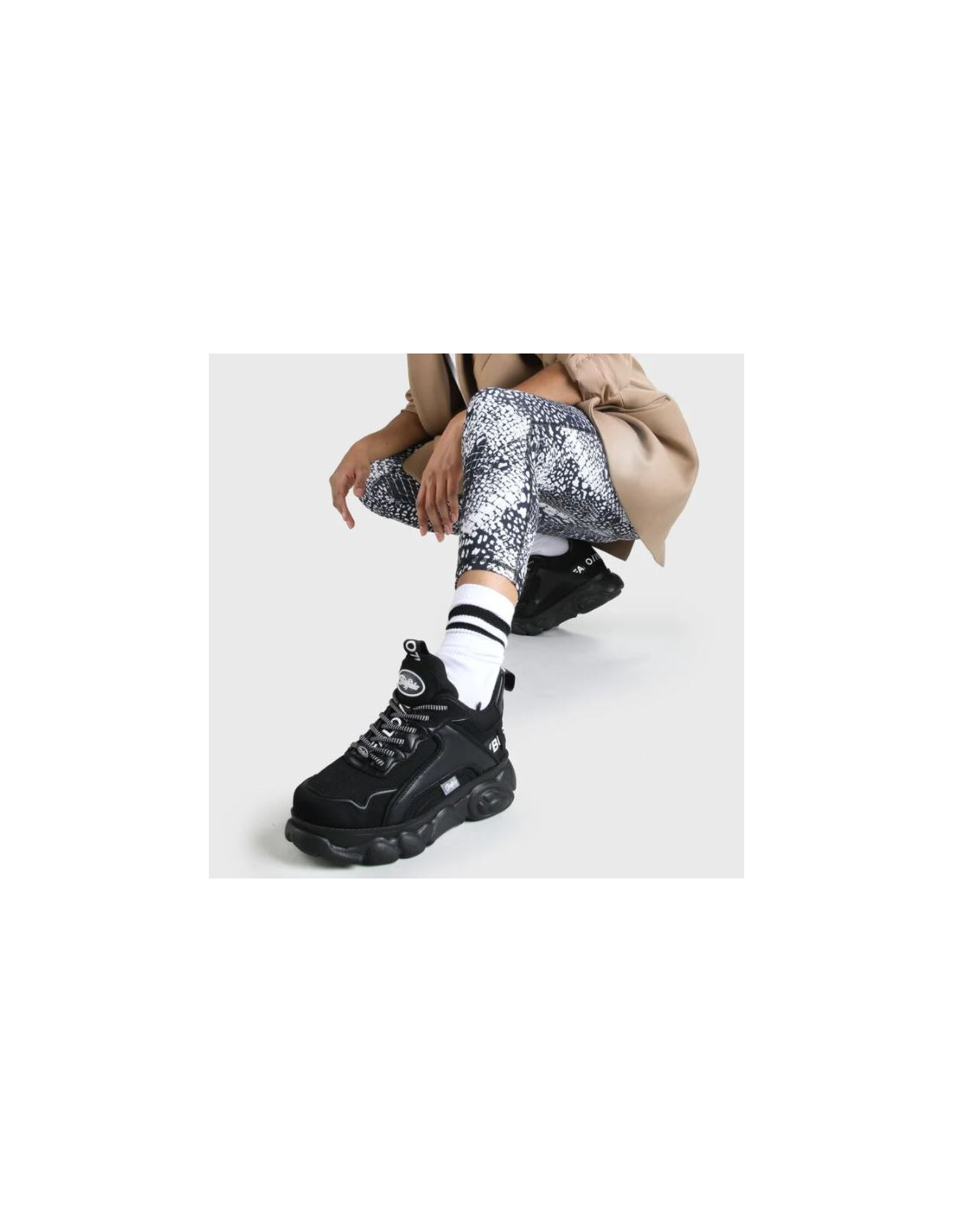 buffalo baskets compensées femme chai black imi suede/ mesh vegan