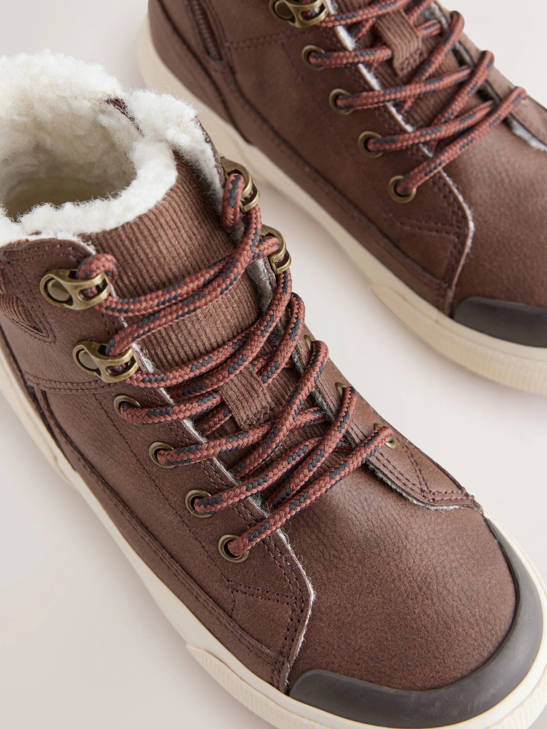 Chocoladebruin - Warm gevoerde hoge boots