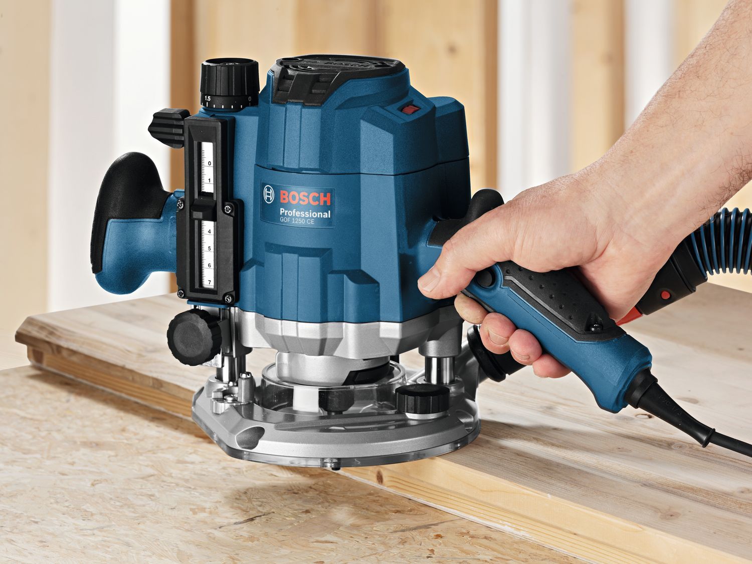 Bosch Professional GOF 1250 CE Bovenfrees 1250W in L-BOXX - 0601626001