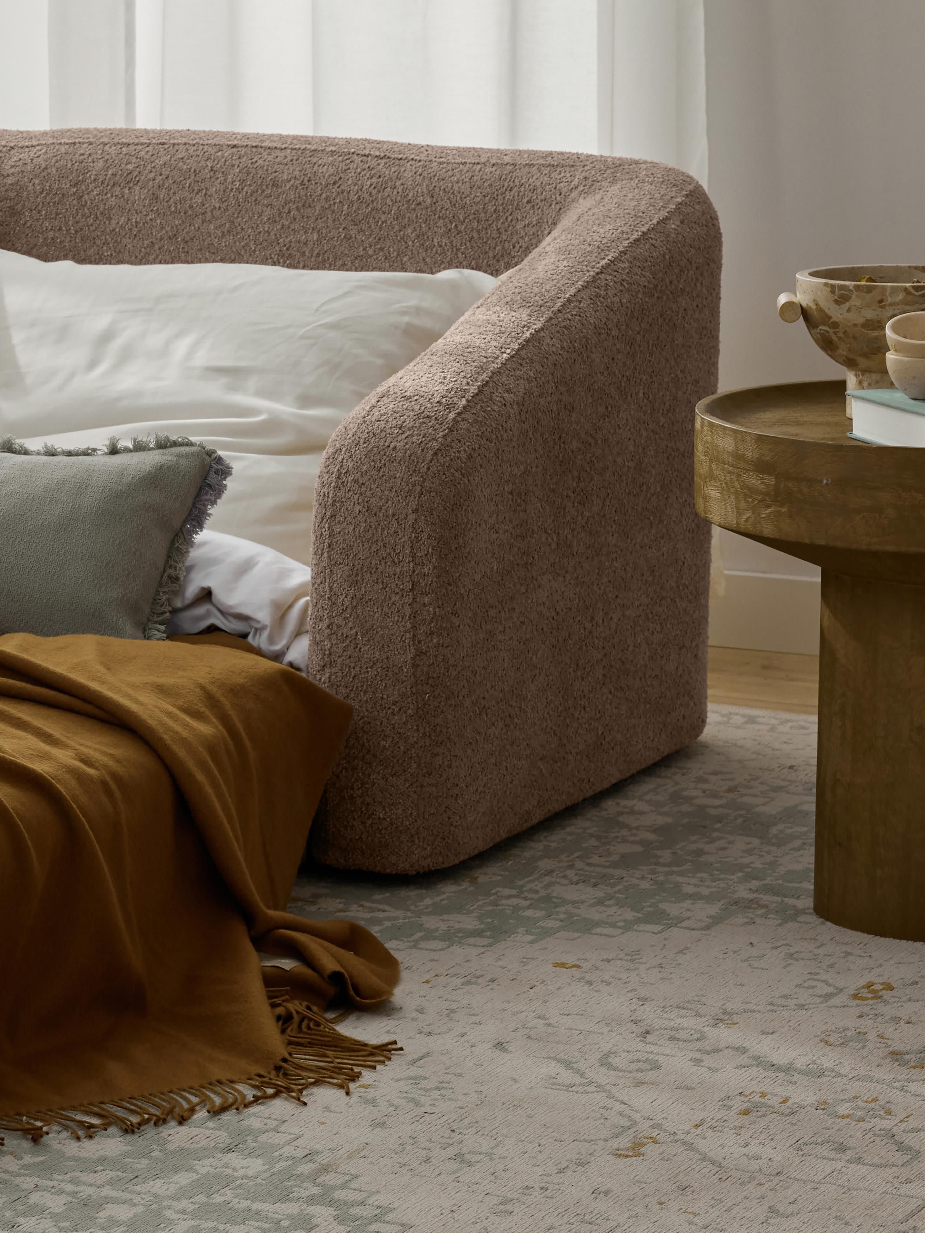 Slaapfauteuil Eliot uit teddy-bouclé