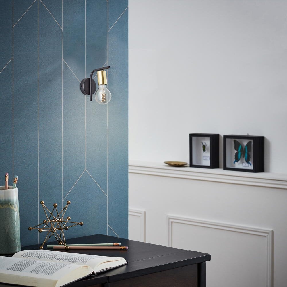 Kerry wandlamp in zwart en messing E27