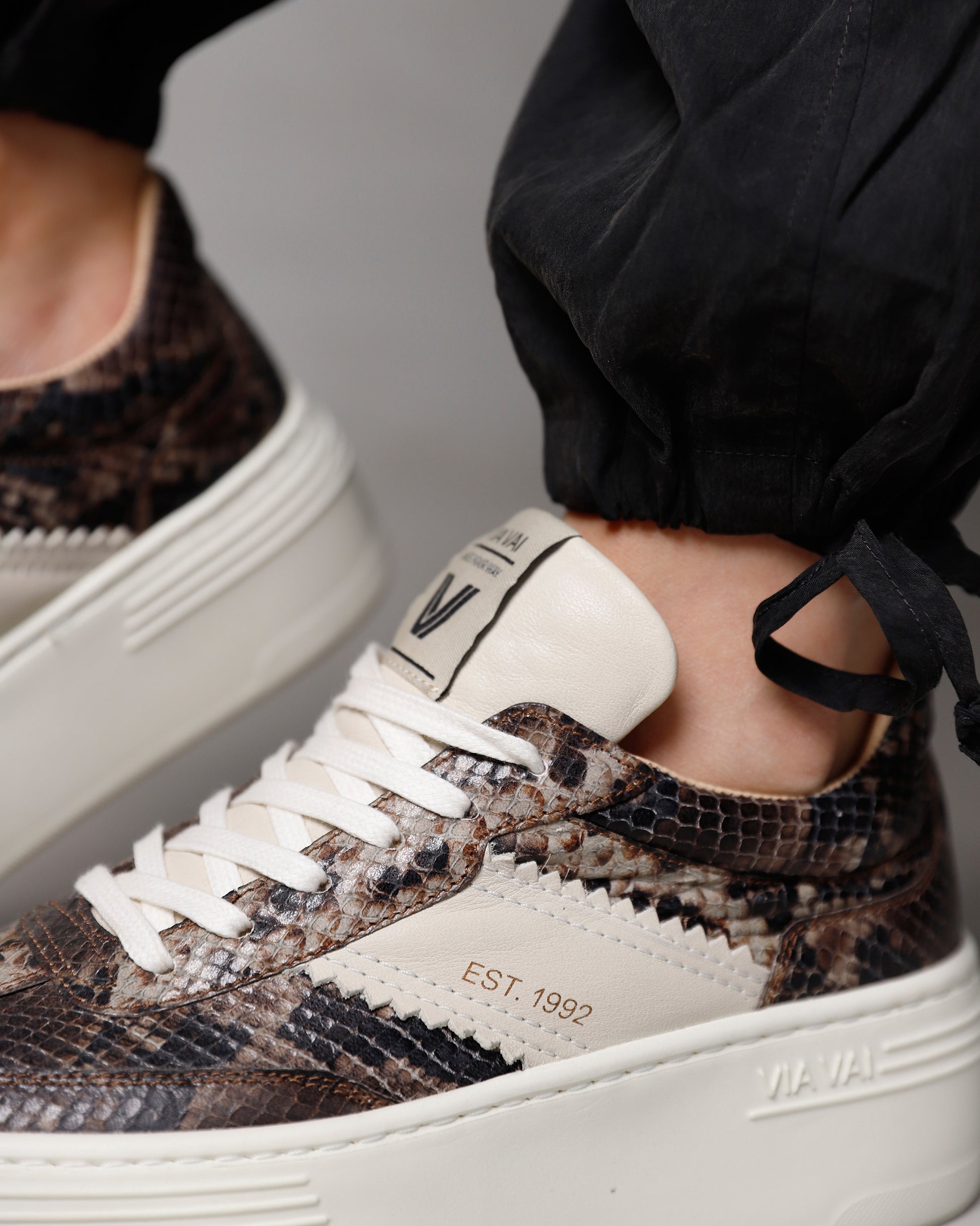 VIA VAI slangenprint dames sneakers Isa Romi