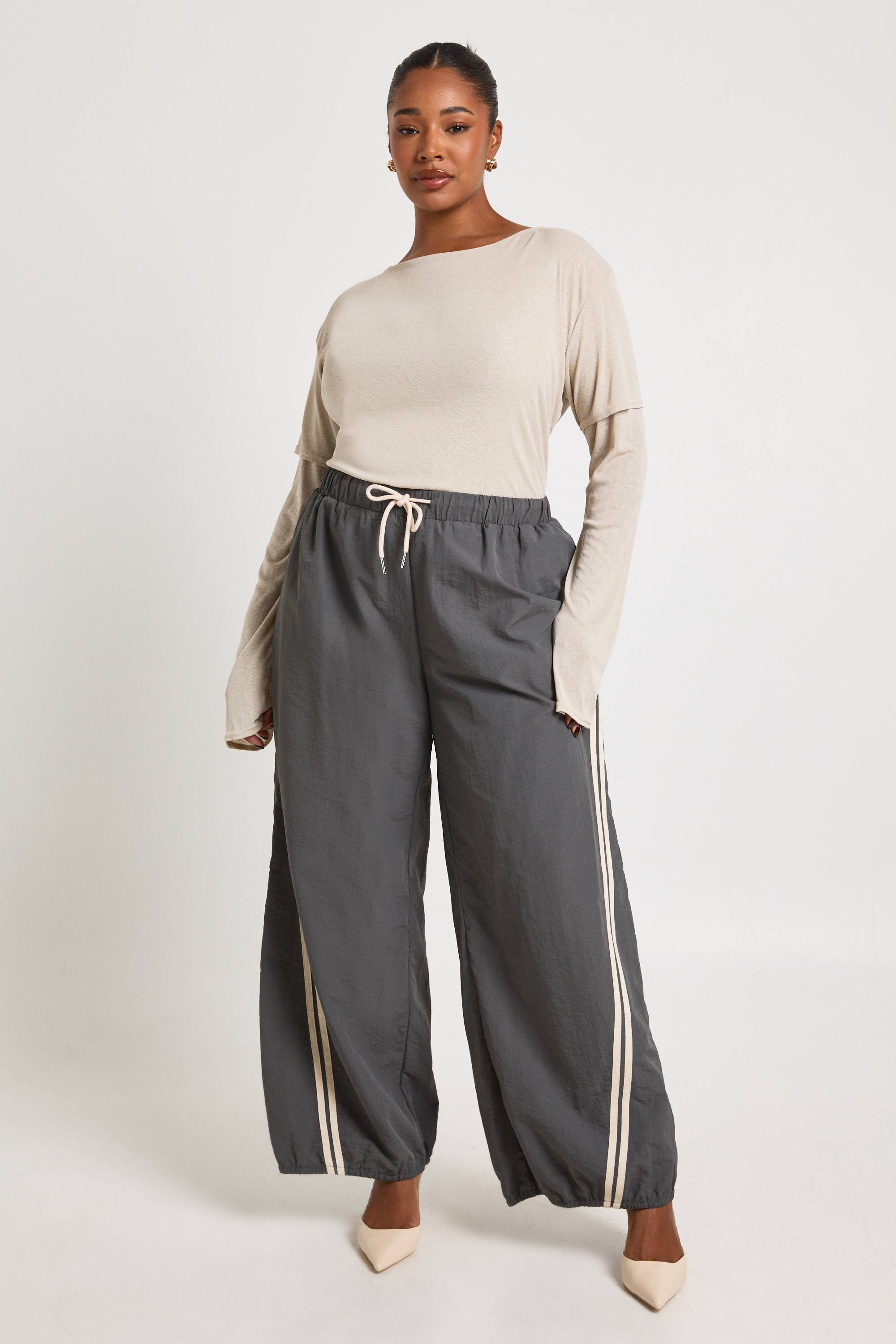 boohoo Pantalon Large Ballon En Nylon À Bandes Latérales Plus