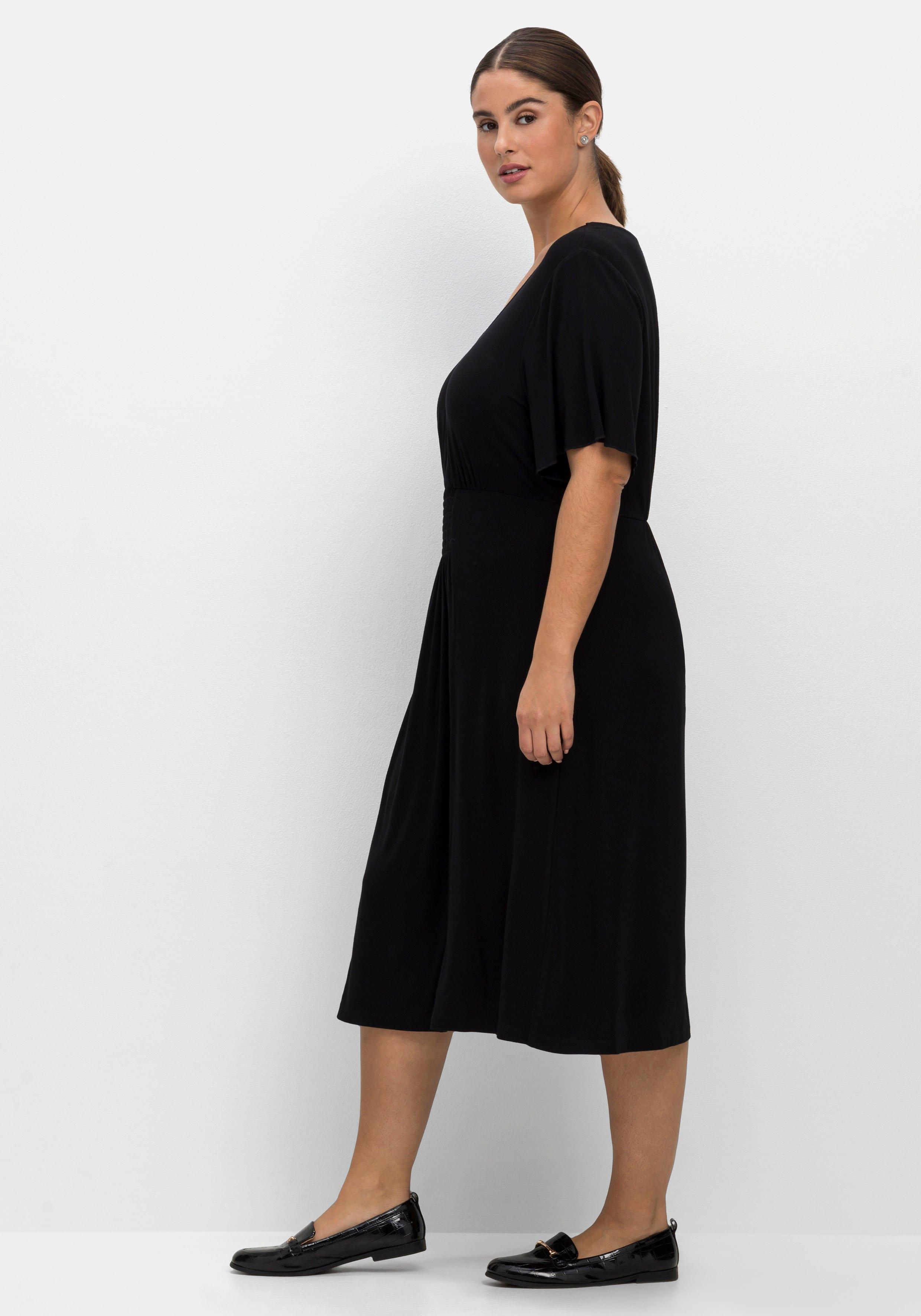 Midikleid mit gesmokter Taille, aus Viskosejersey